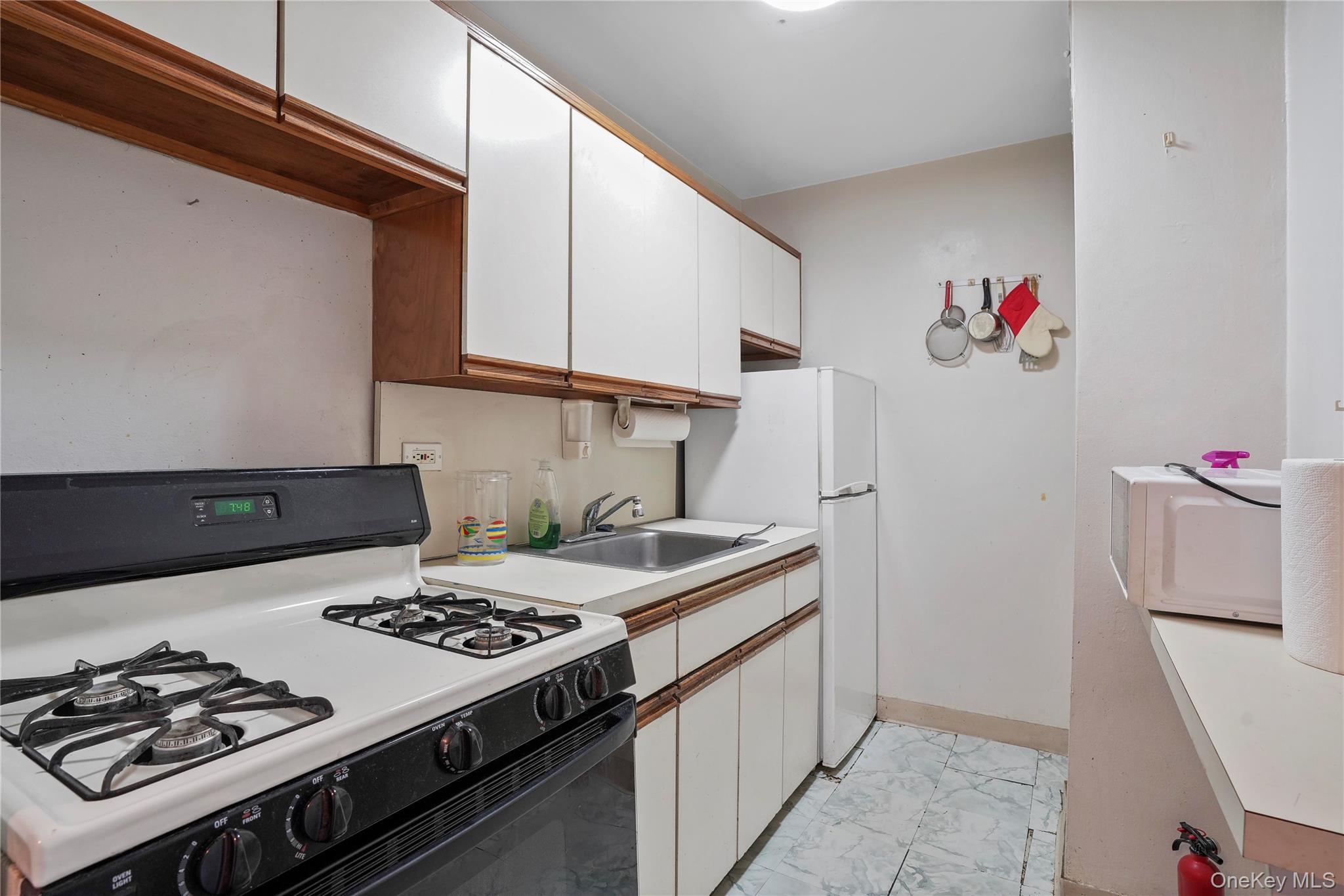 84-20 153rd Avenue # 5H, Howard Beach, NY 11414