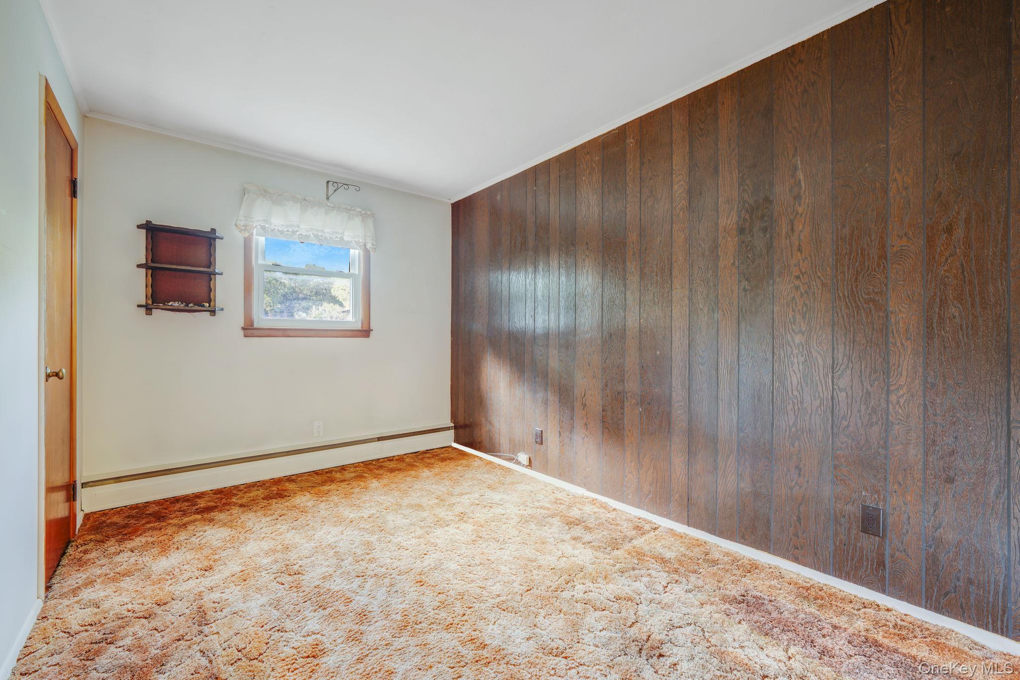 362 W Woodside Avenue, Patchogue, NY 11772