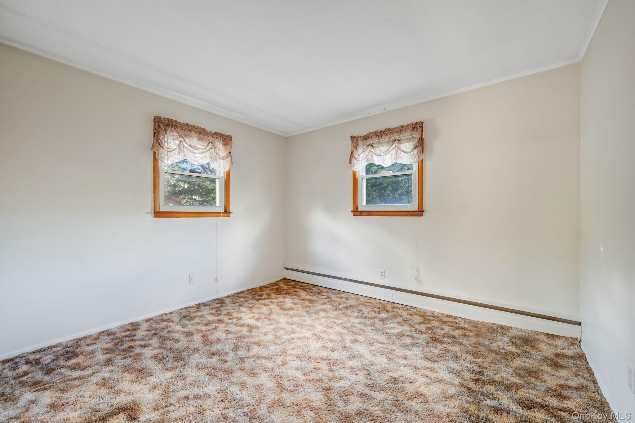 362 W Woodside Avenue, Patchogue, NY 11772