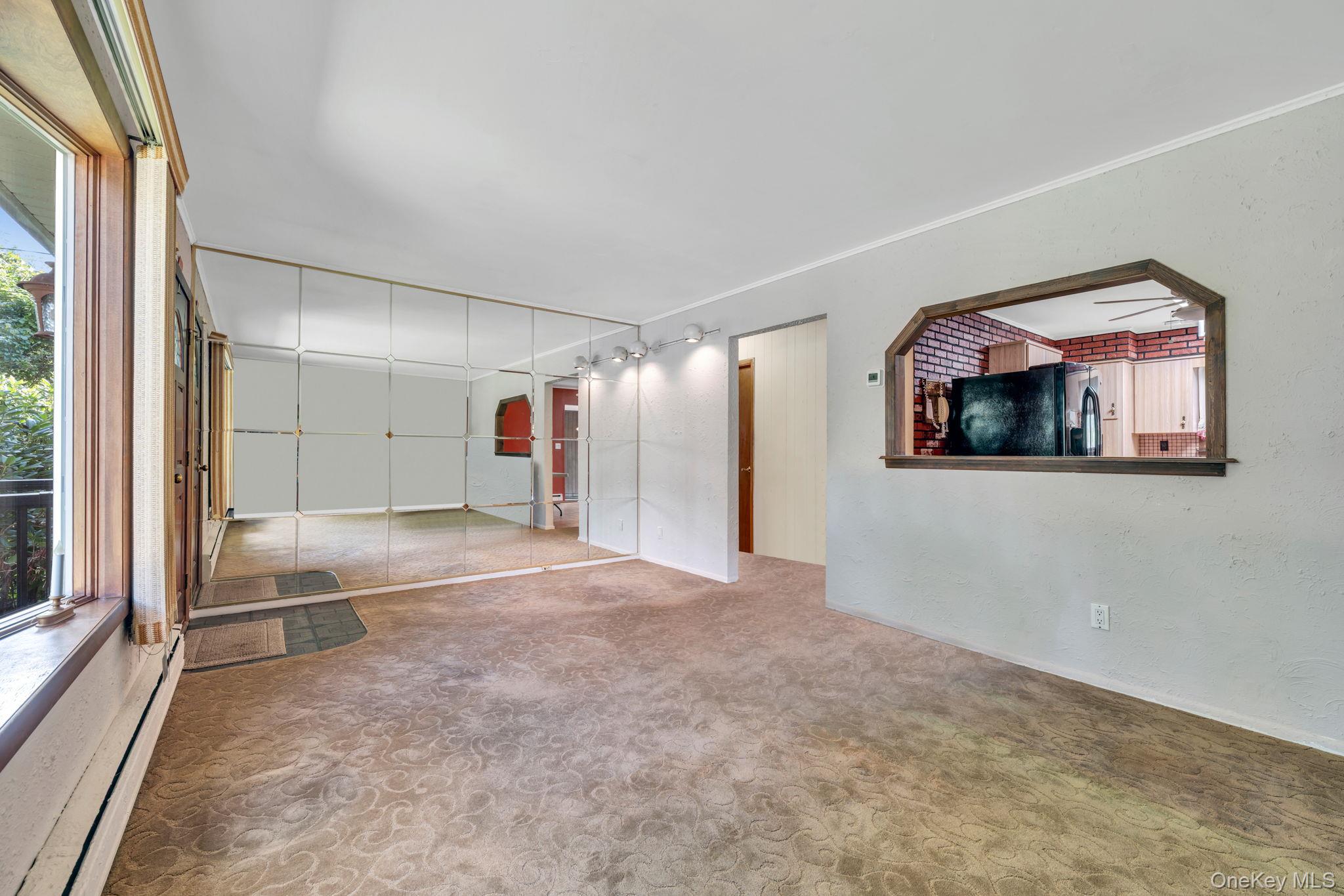 362 W Woodside Avenue, Patchogue, NY 11772