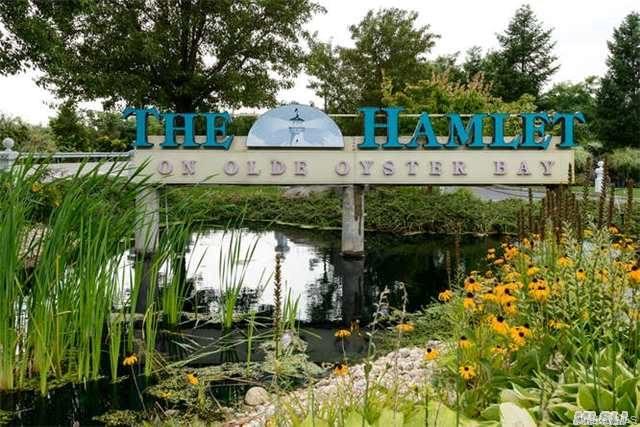 18 Hamlet Drive, Plainview, NY 11803