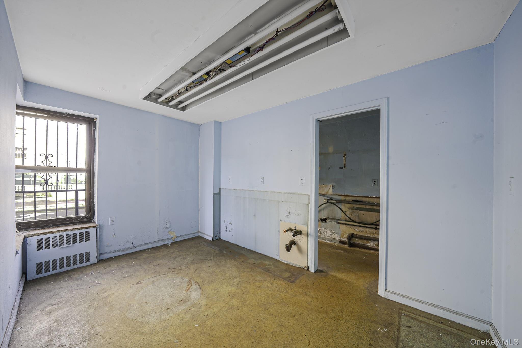 860 Grand Concourse # 2R, Bronx, NY 10451