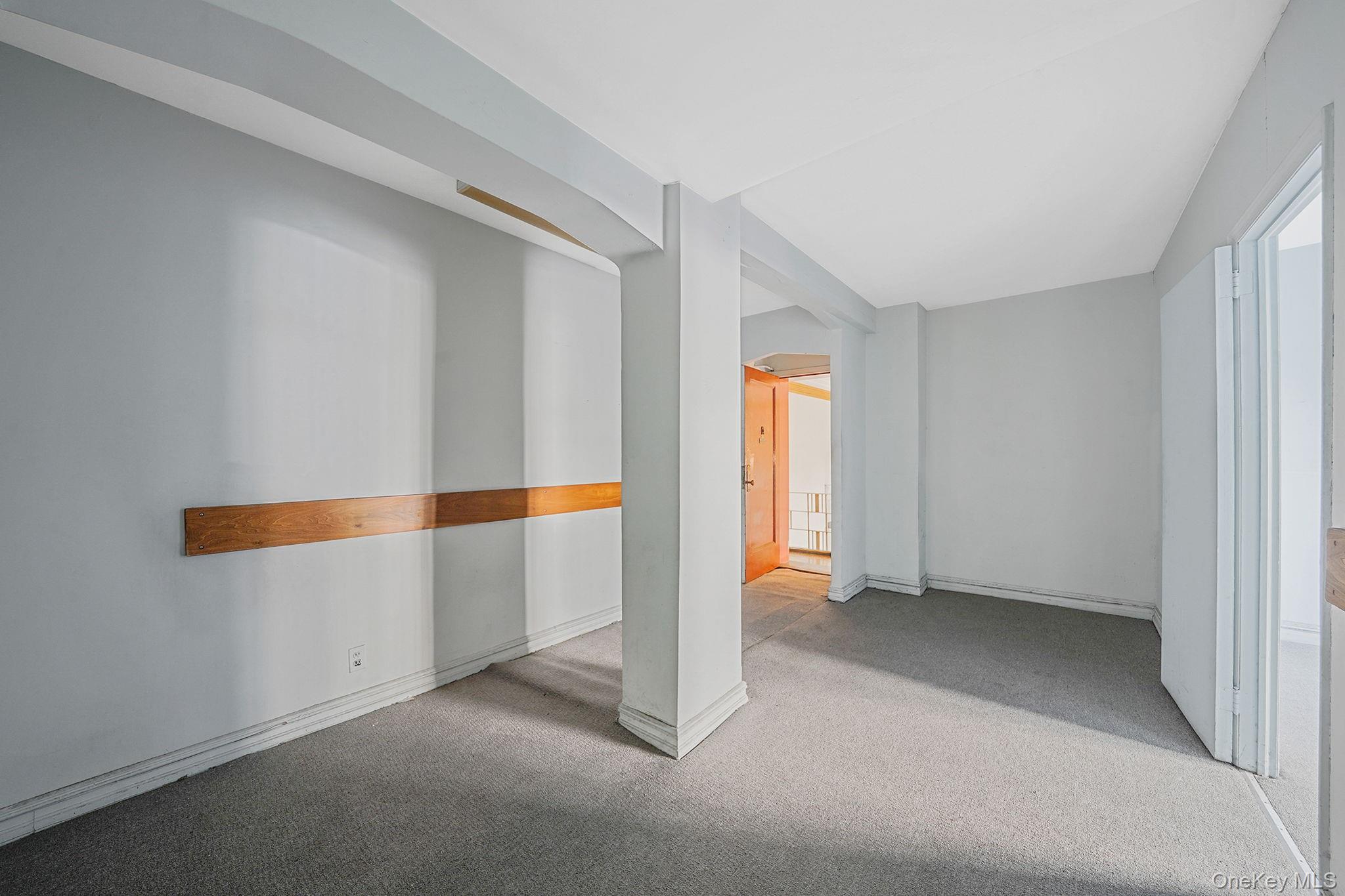860 Grand Concourse # 2R, Bronx, NY 10451