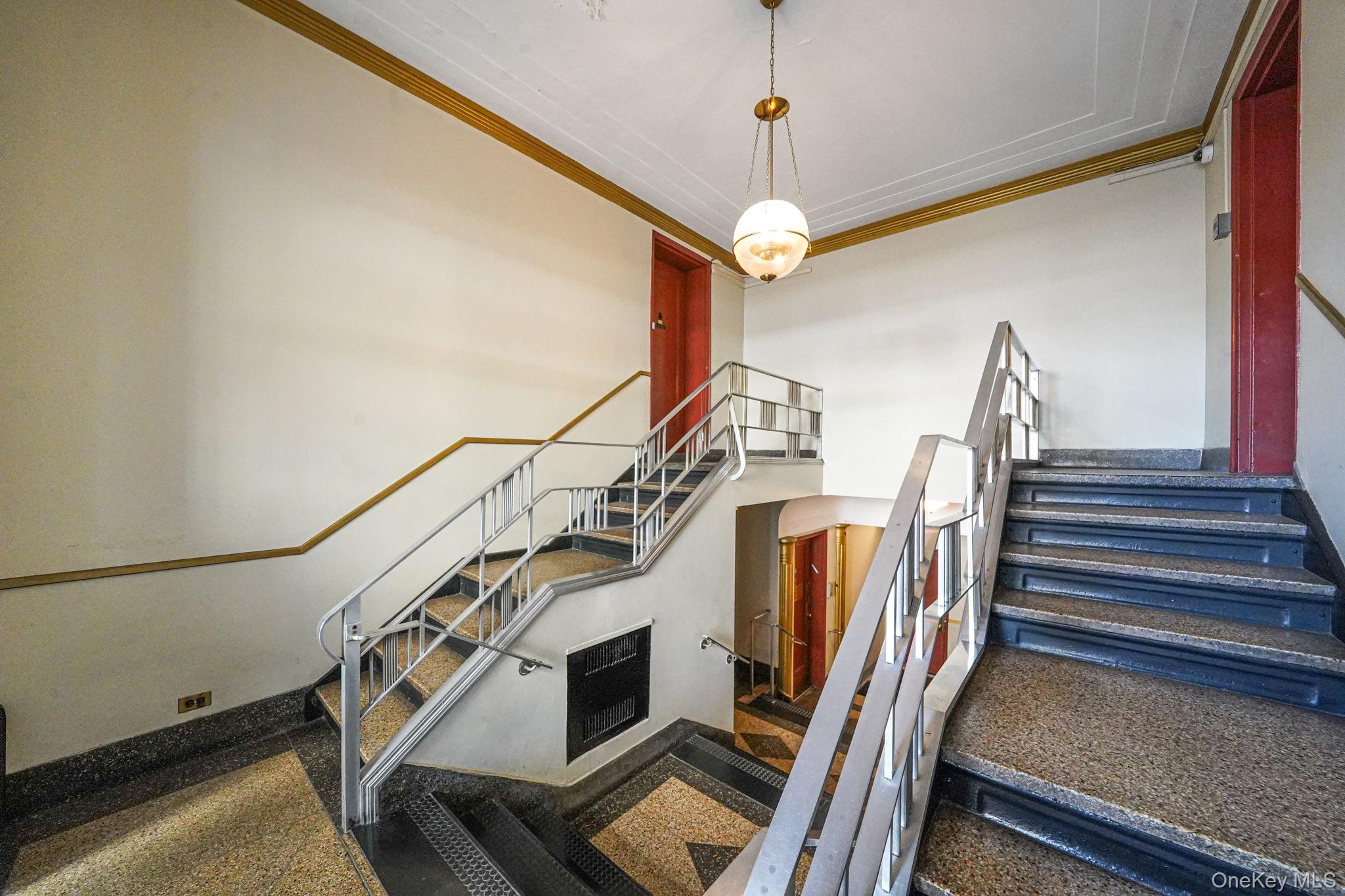 860 Grand Concourse # 2R, Bronx, NY 10451