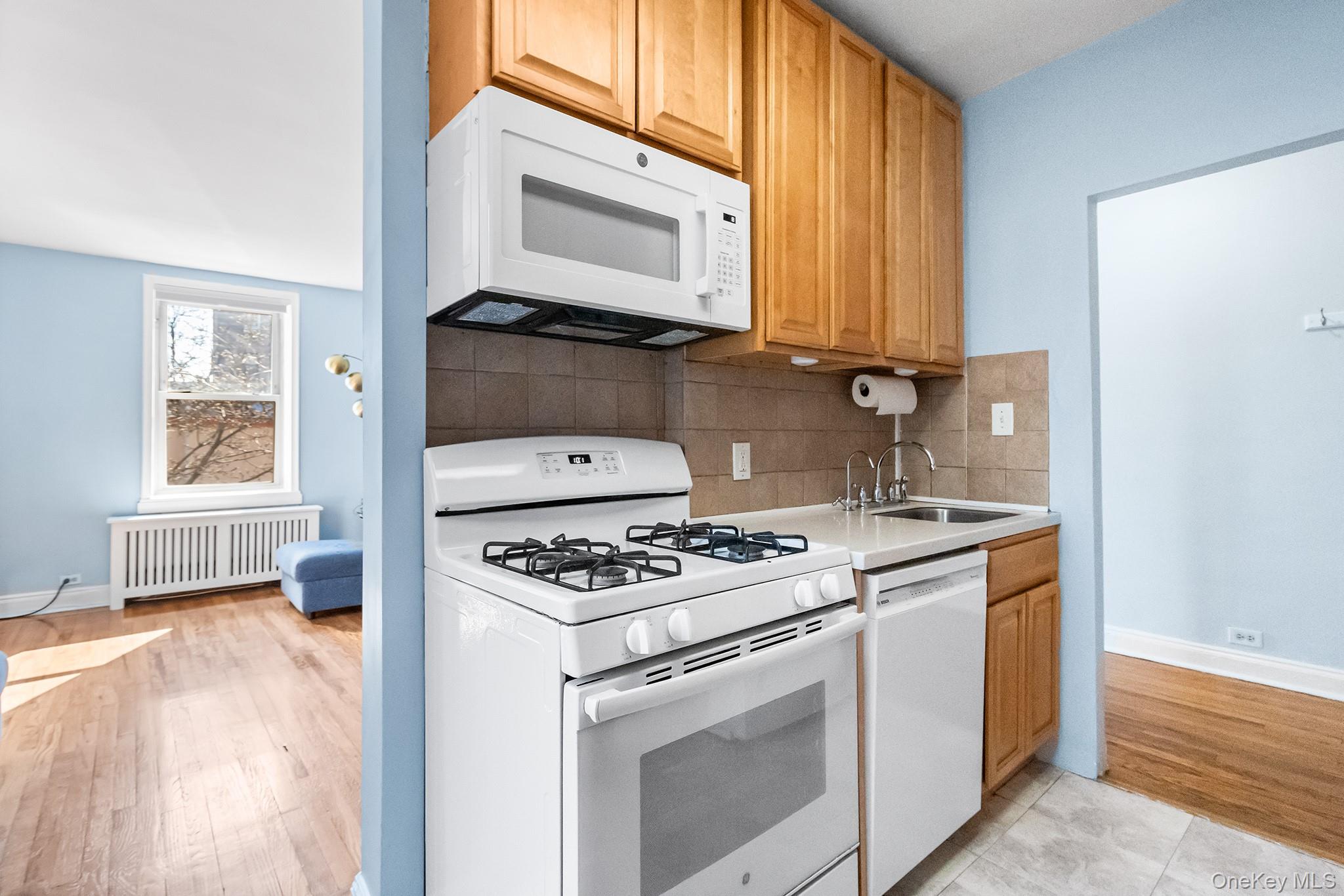 4310 48th Avenue # 2F, Woodside, NY 11377