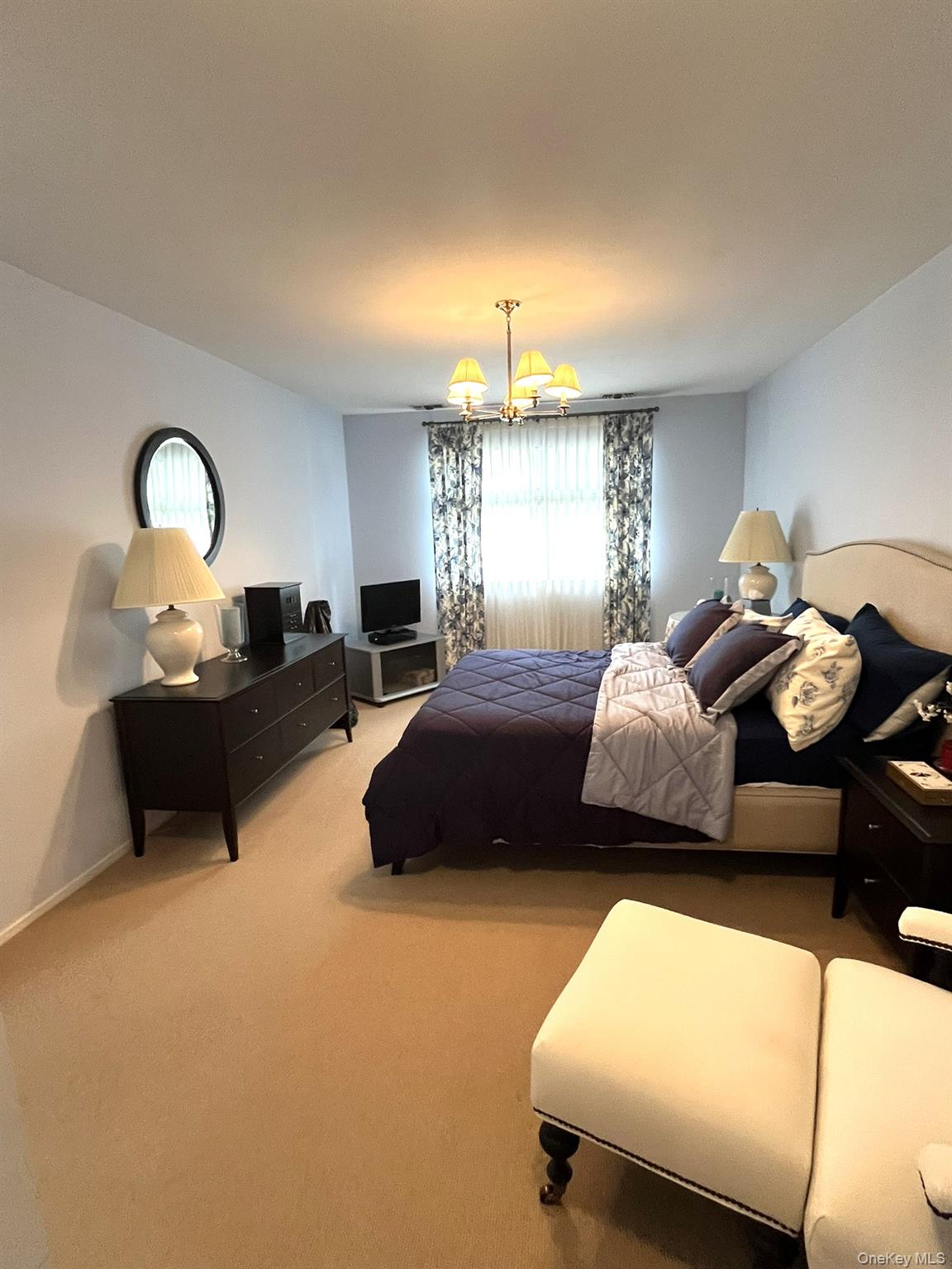 552 Birchwood Park Drive, Middle Island, NY 11953