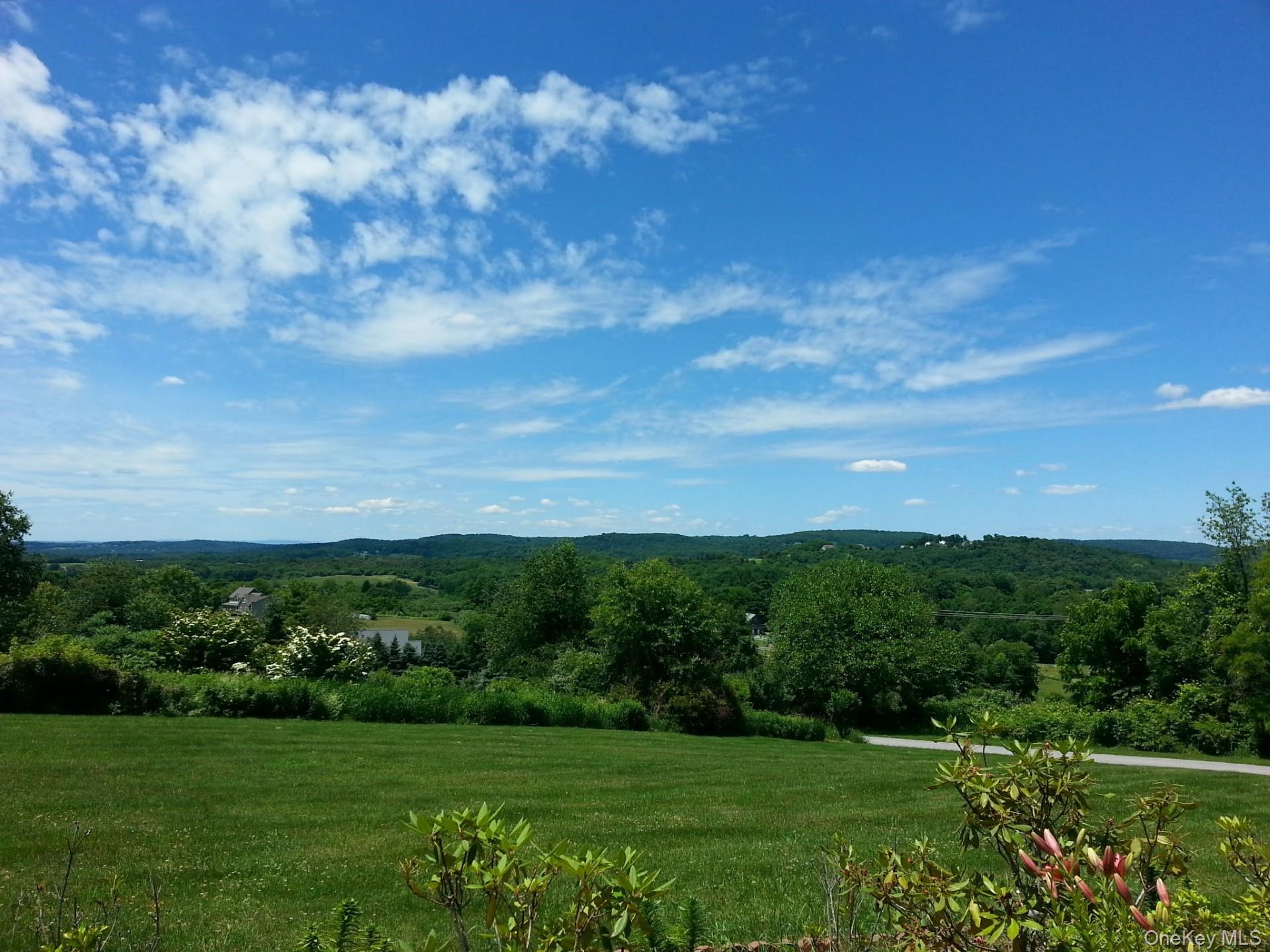 128 Gold Road, Poughquag, NY 12570