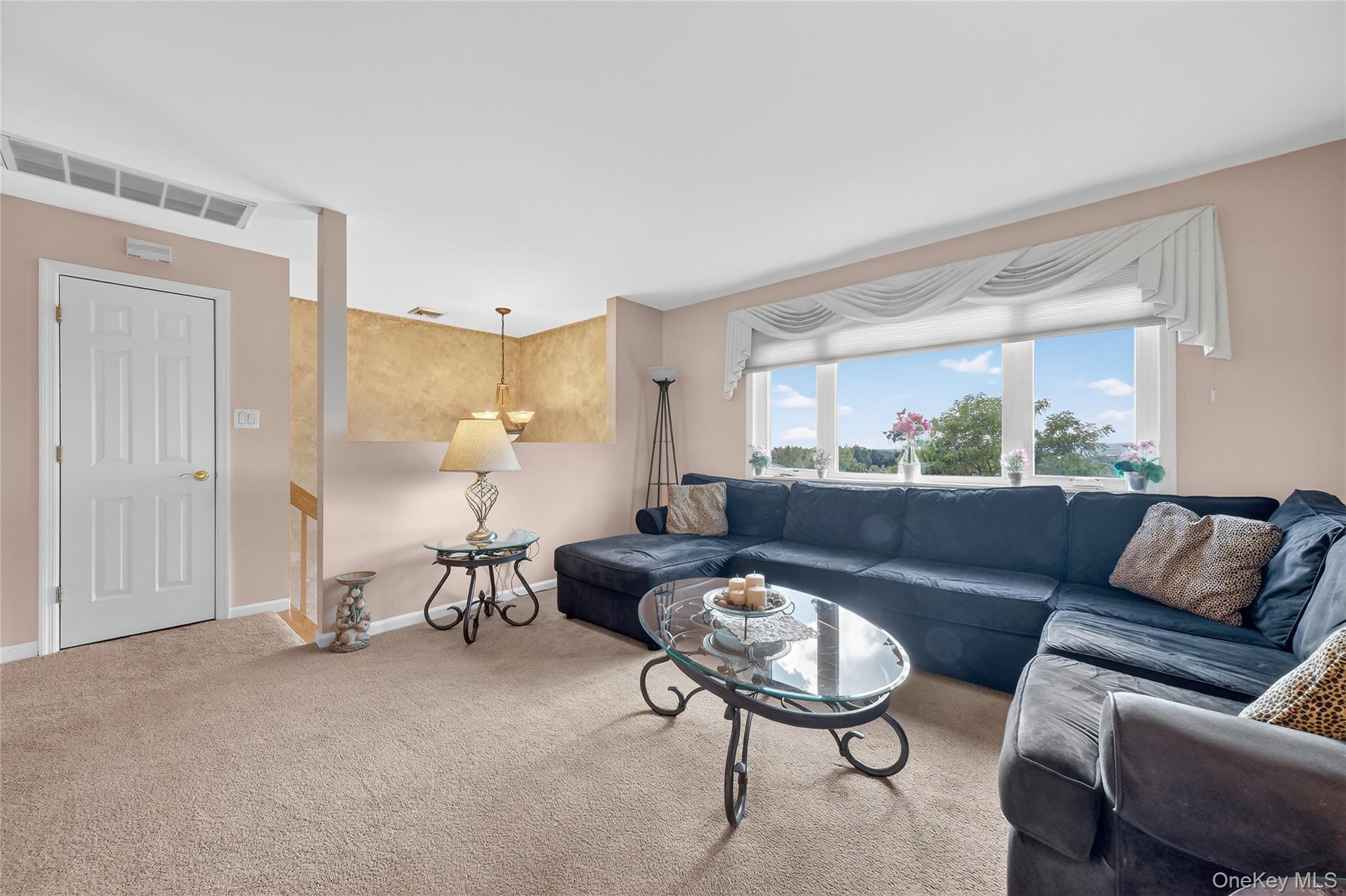 128 Gold Road, Poughquag, NY 12570