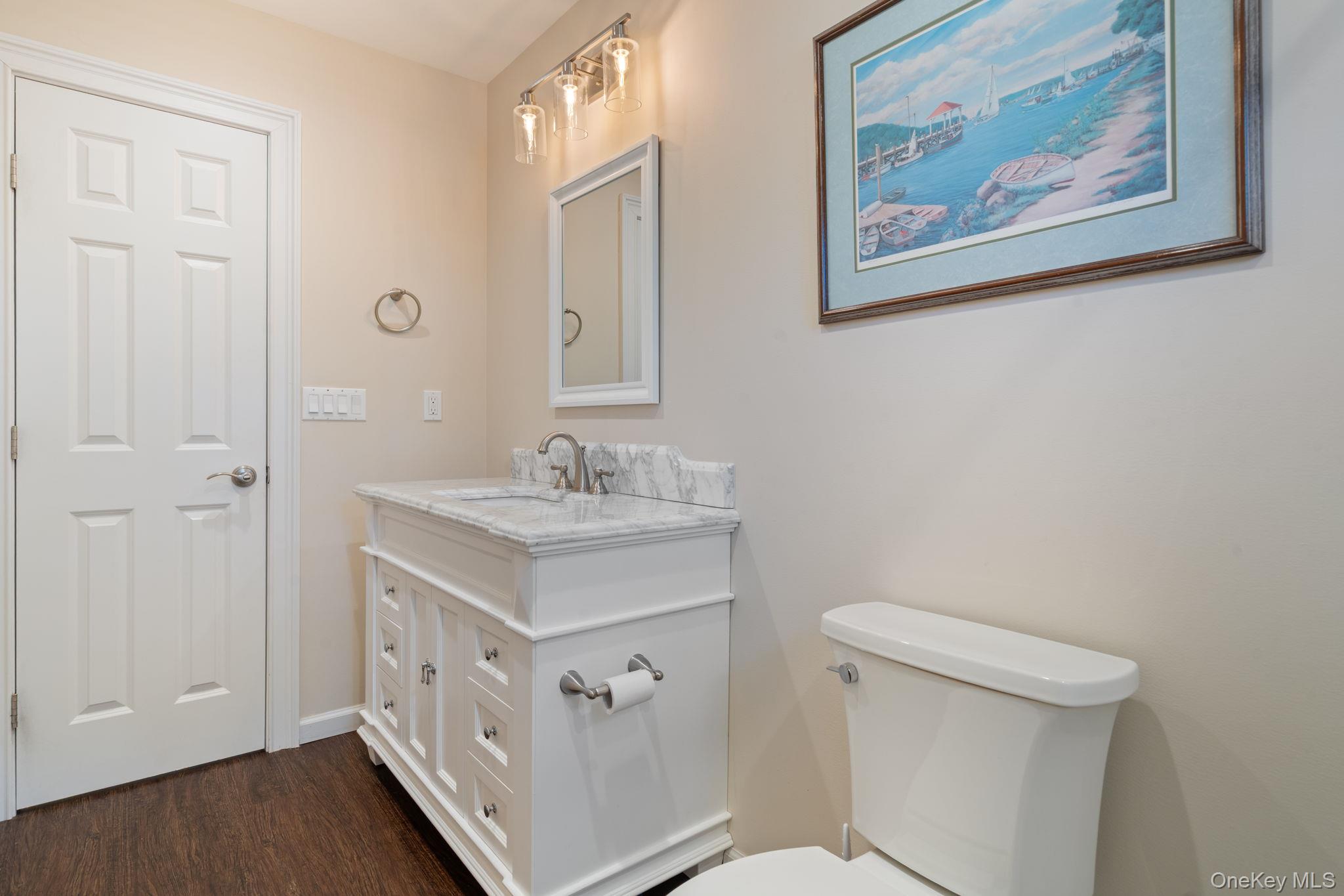 172 Broadway, Greenlawn, NY 11740