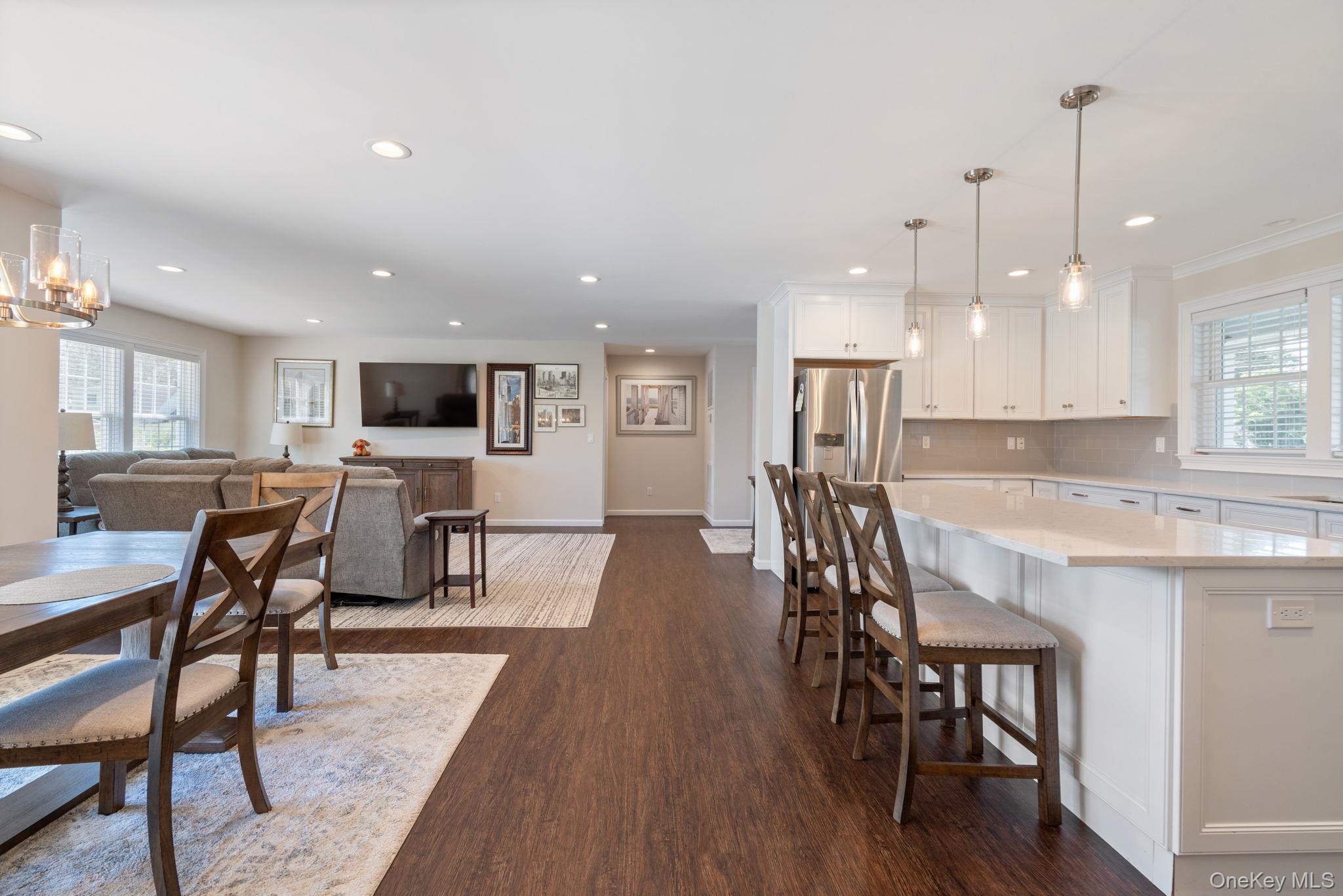 172 Broadway, Greenlawn, NY 11740