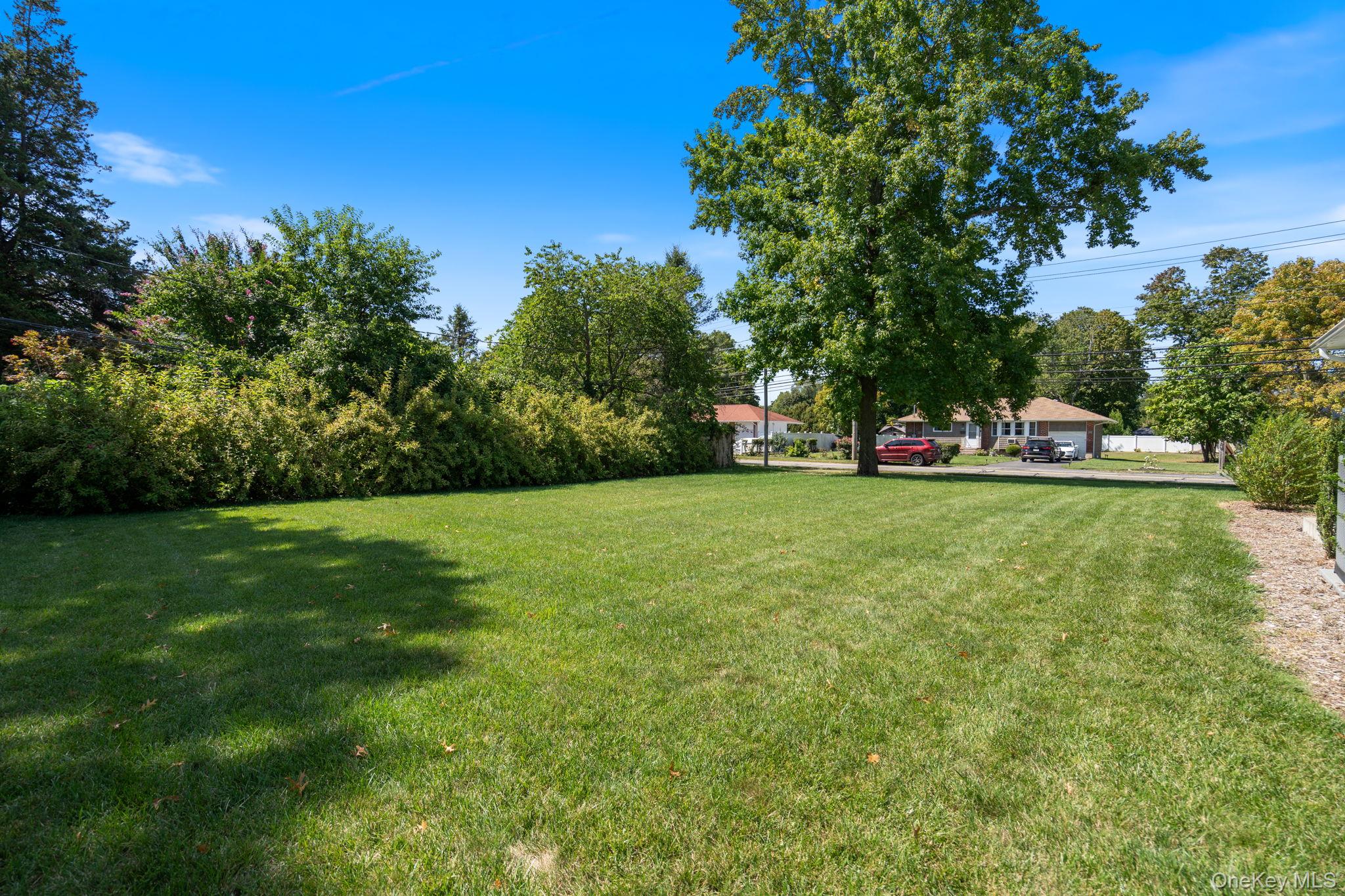 172 Broadway, Greenlawn, NY 11740