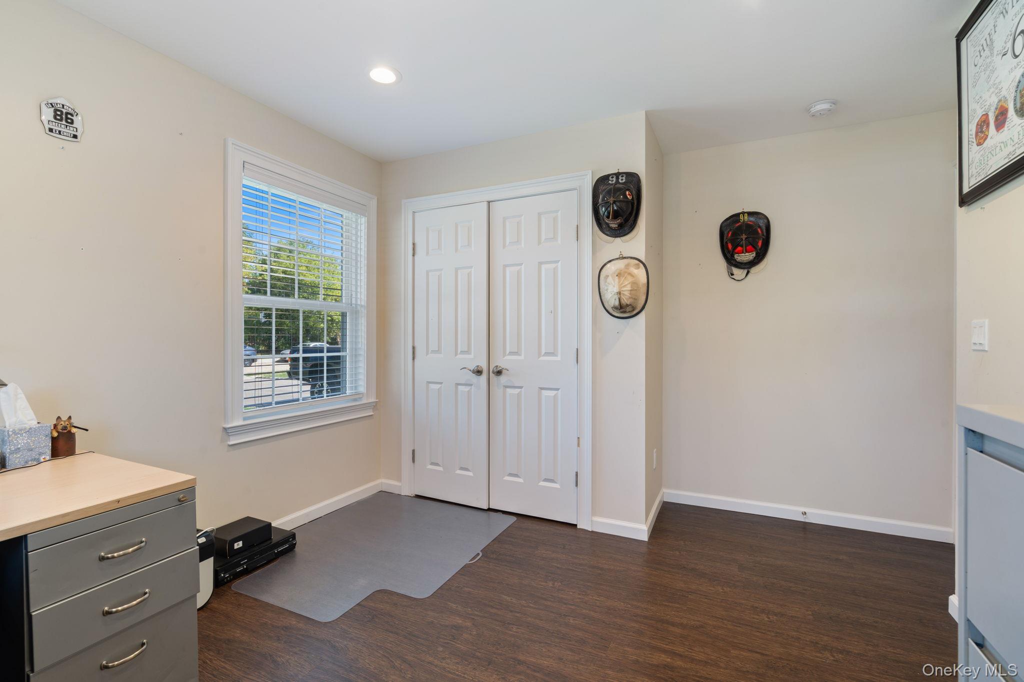 172 Broadway, Greenlawn, NY 11740