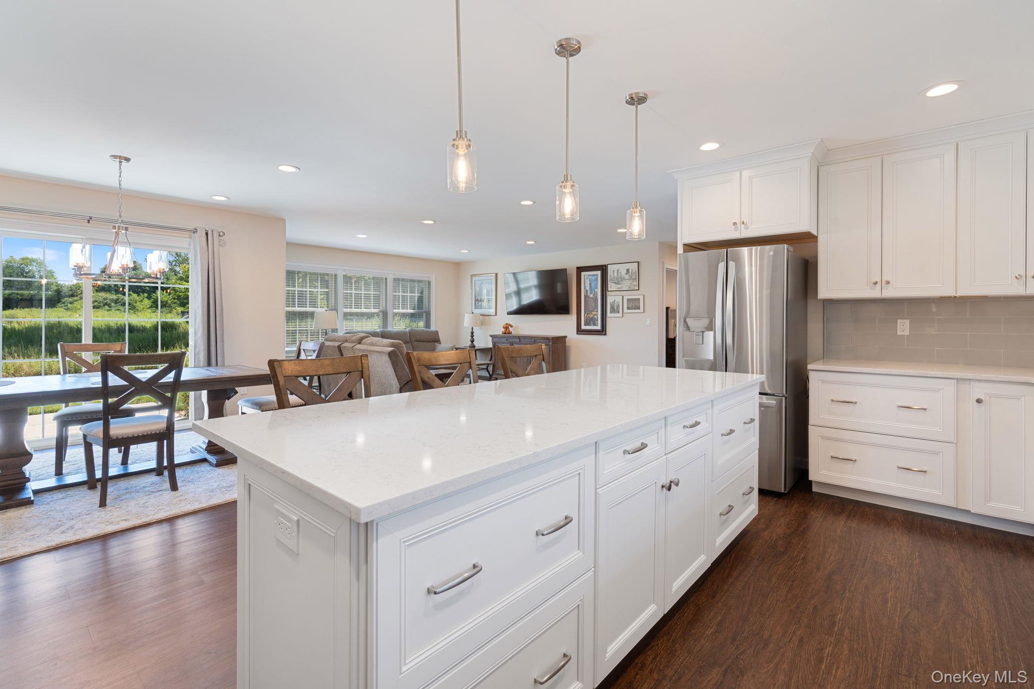 172 Broadway, Greenlawn, NY 11740