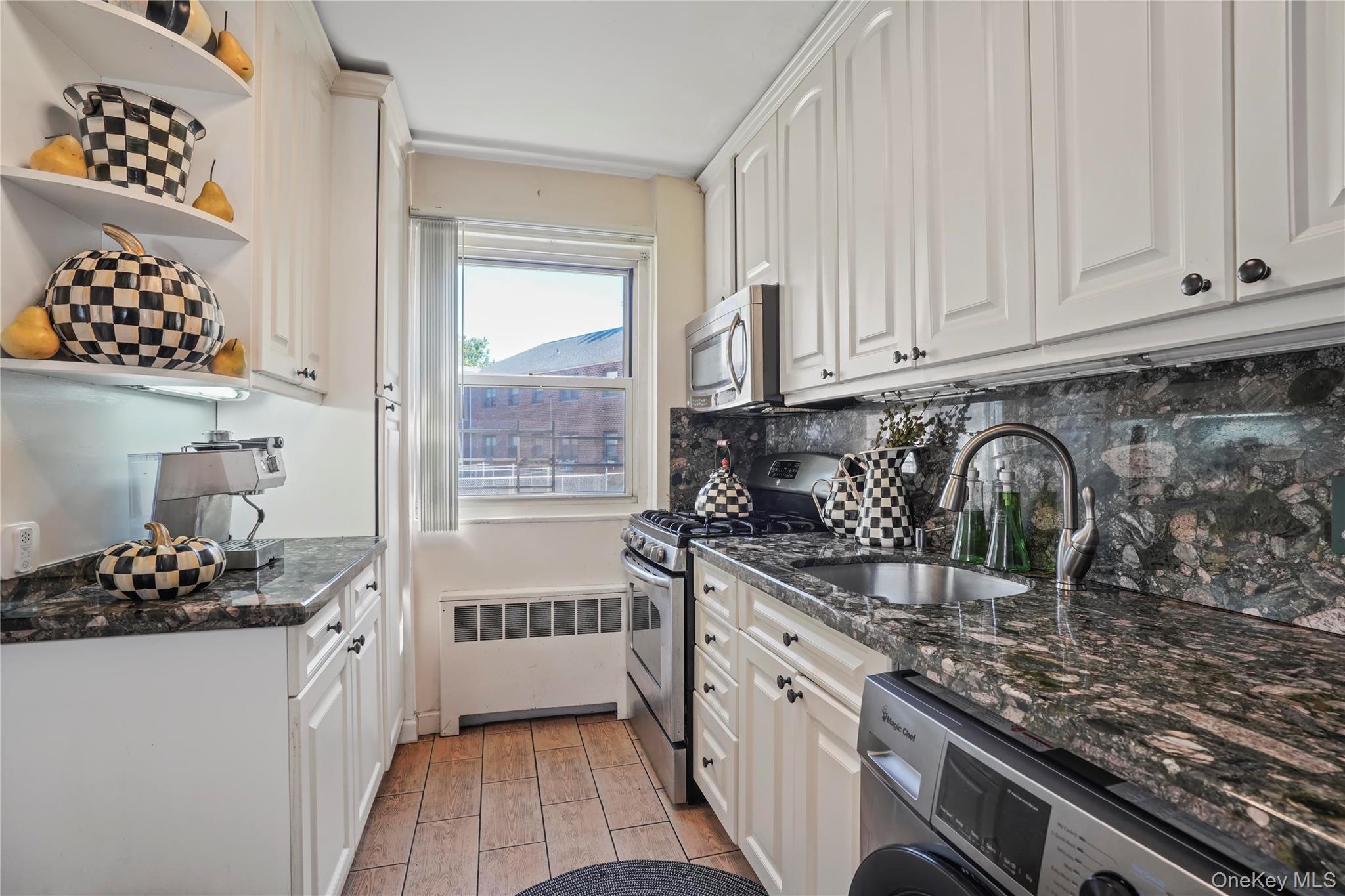 89-29 Shore Parkway # 2, Howard Beach, NY 11414