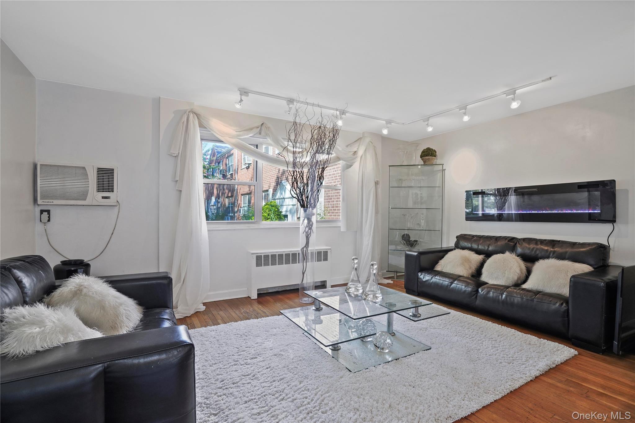 89-29 Shore Parkway # 2, Howard Beach, NY 11414