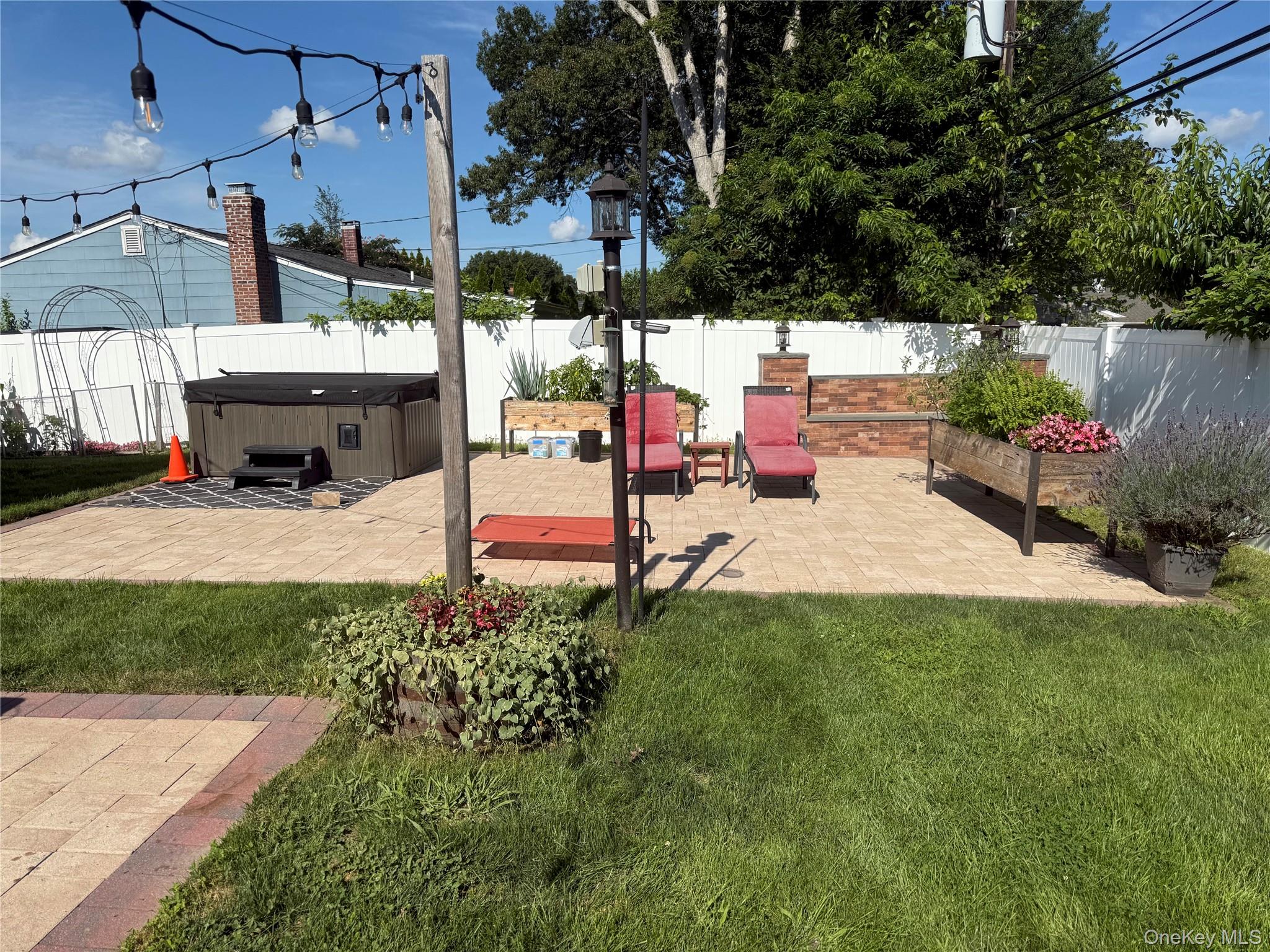 33 Wilson Street, Port Jefferson Station, NY 11776