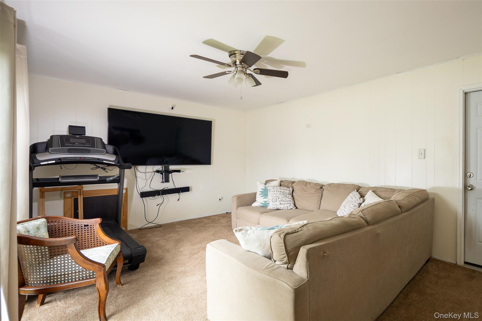 33 Wilson Street, Port Jefferson Station, NY 11776