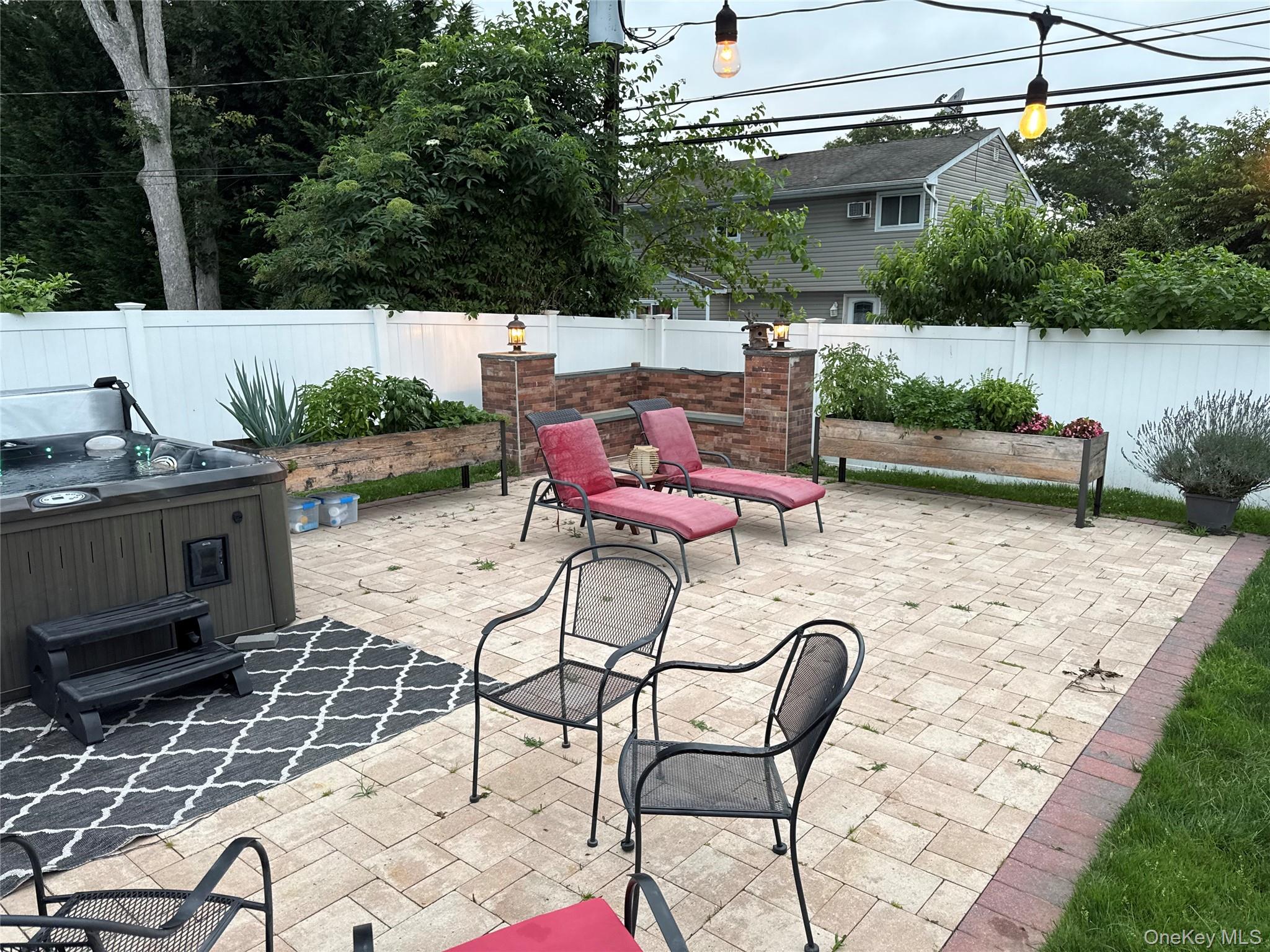 33 Wilson Street, Port Jefferson Station, NY 11776