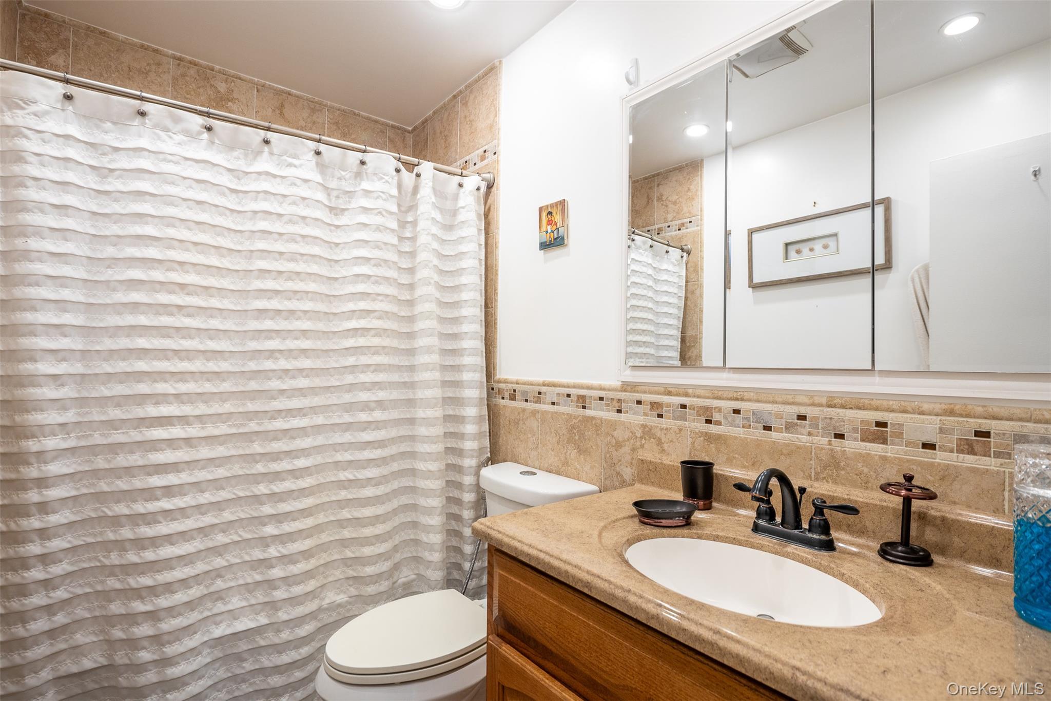 33 Wilson Street, Port Jefferson Station, NY 11776