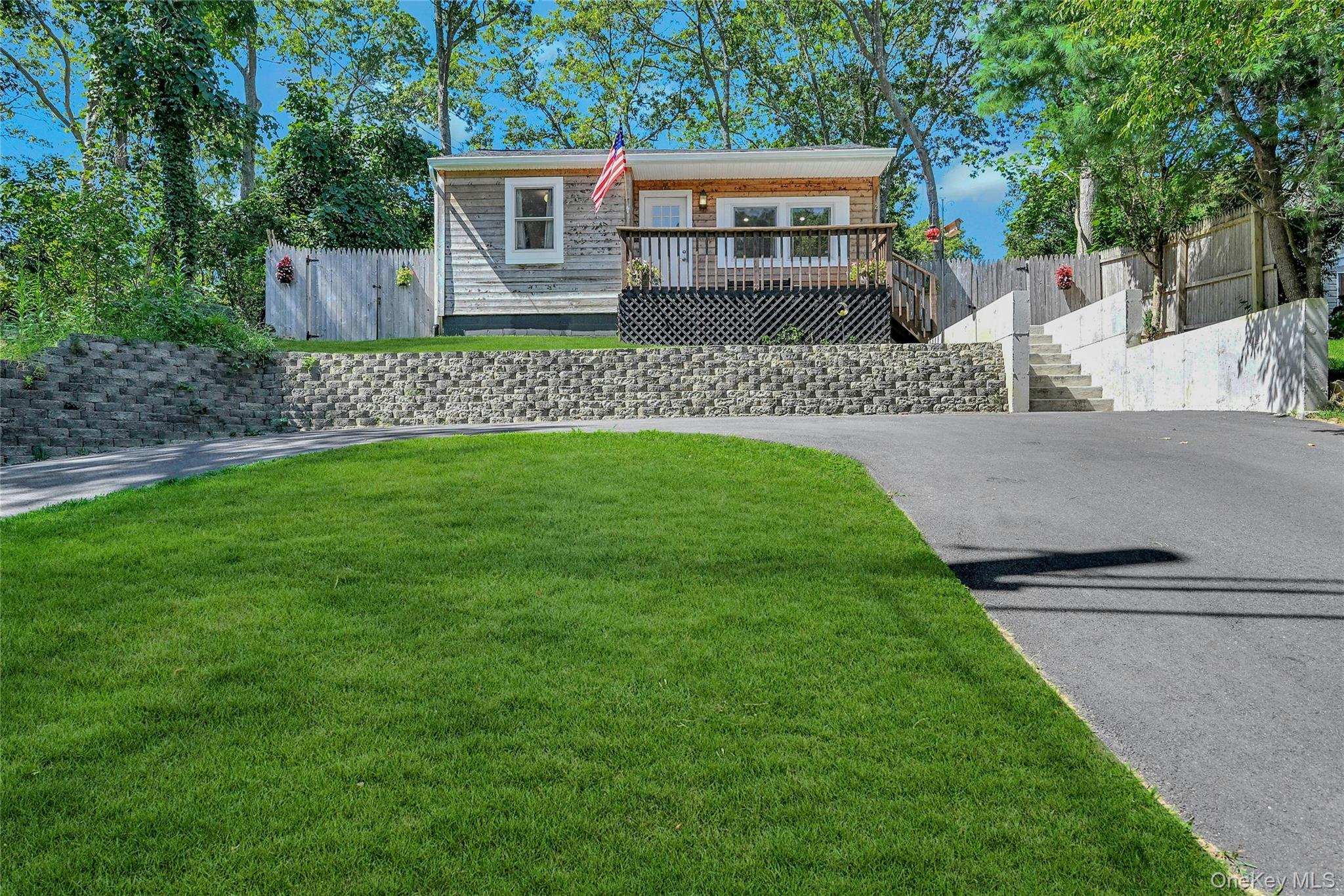 2 Setauket Trail, Ridge, NY 11961