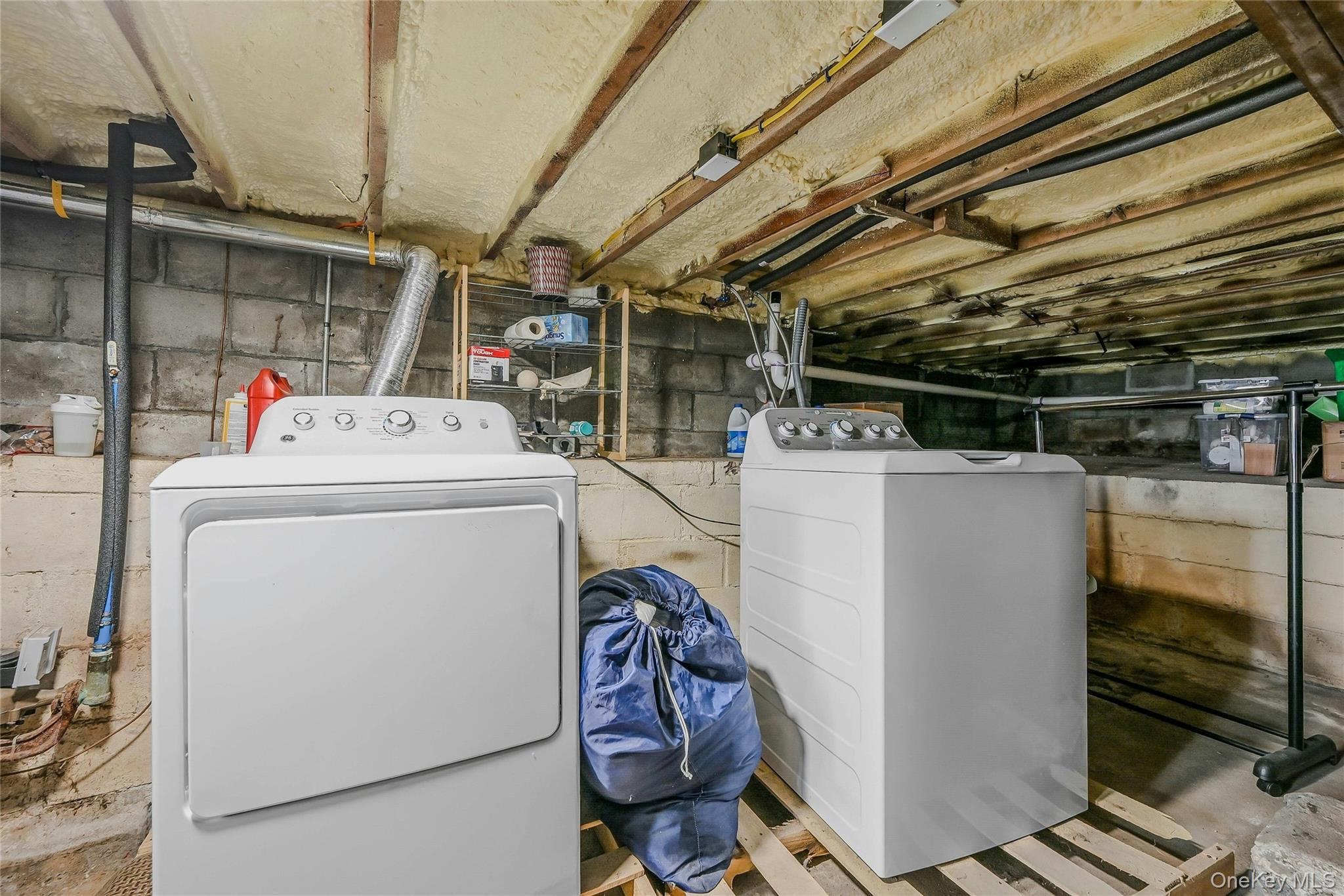 2 Setauket Trail, Ridge, NY 11961