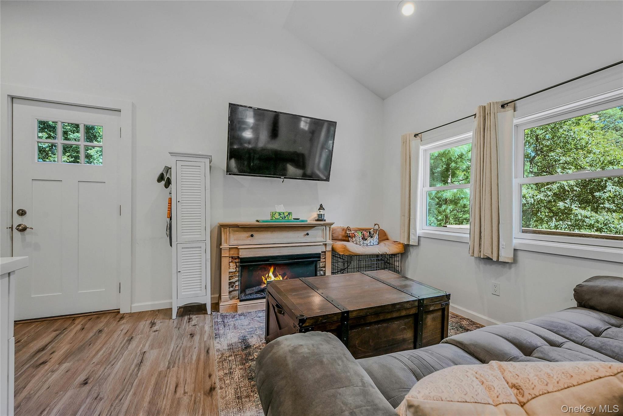 2 Setauket Trail, Ridge, NY 11961