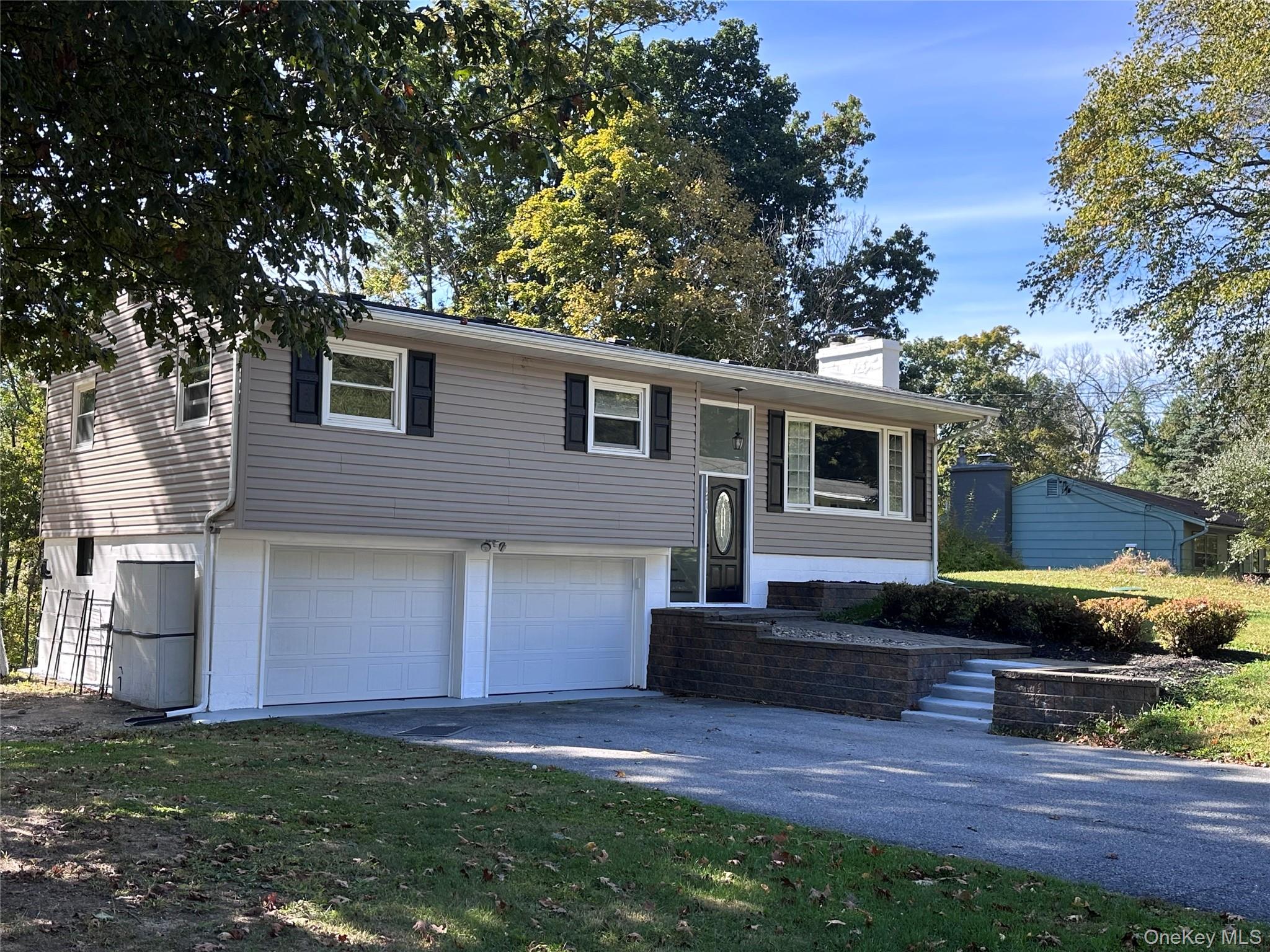 171 Roosevelt Road, Hyde Park, NY 12538