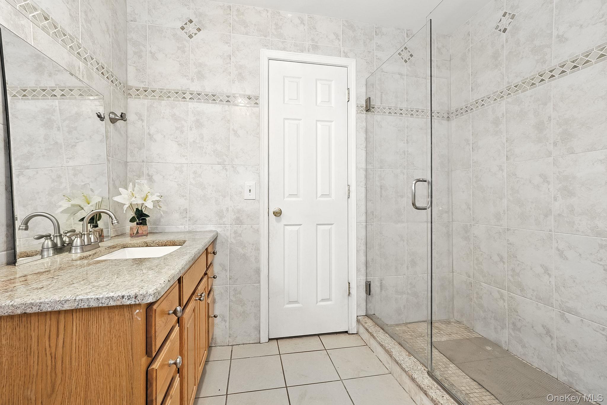 20 Bernadette Way, Washingtonville, NY 10992