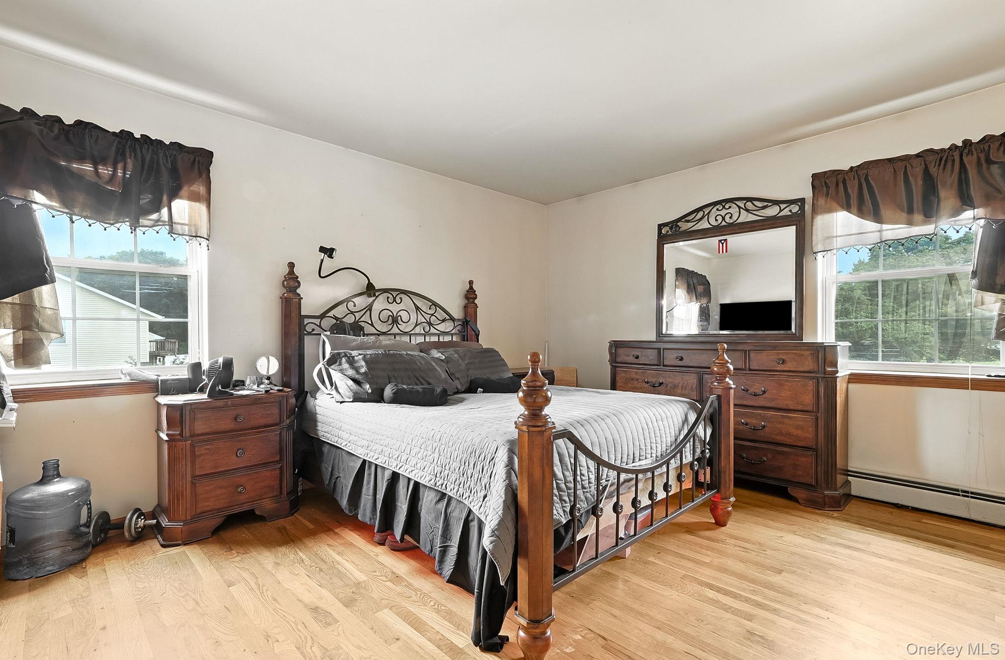 20 Bernadette Way, Washingtonville, NY 10992