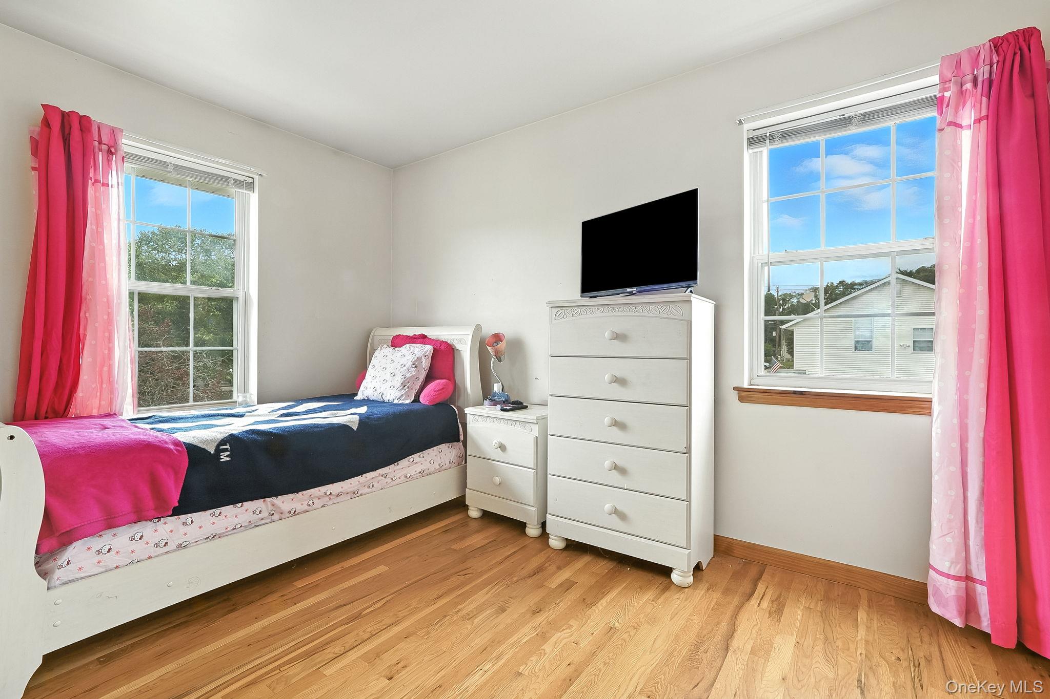 20 Bernadette Way, Washingtonville, NY 10992