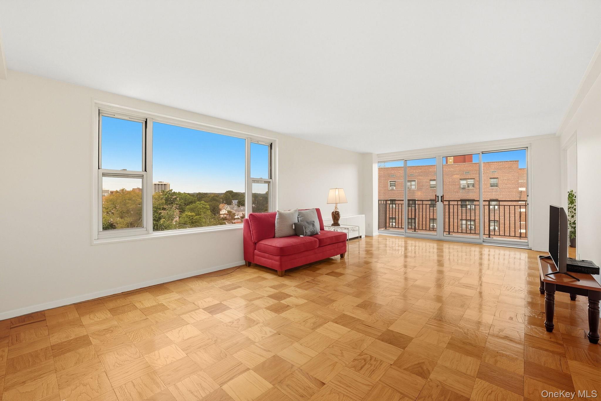 20 Old Mamaroneck Road # 6C, White Plains, NY 10605