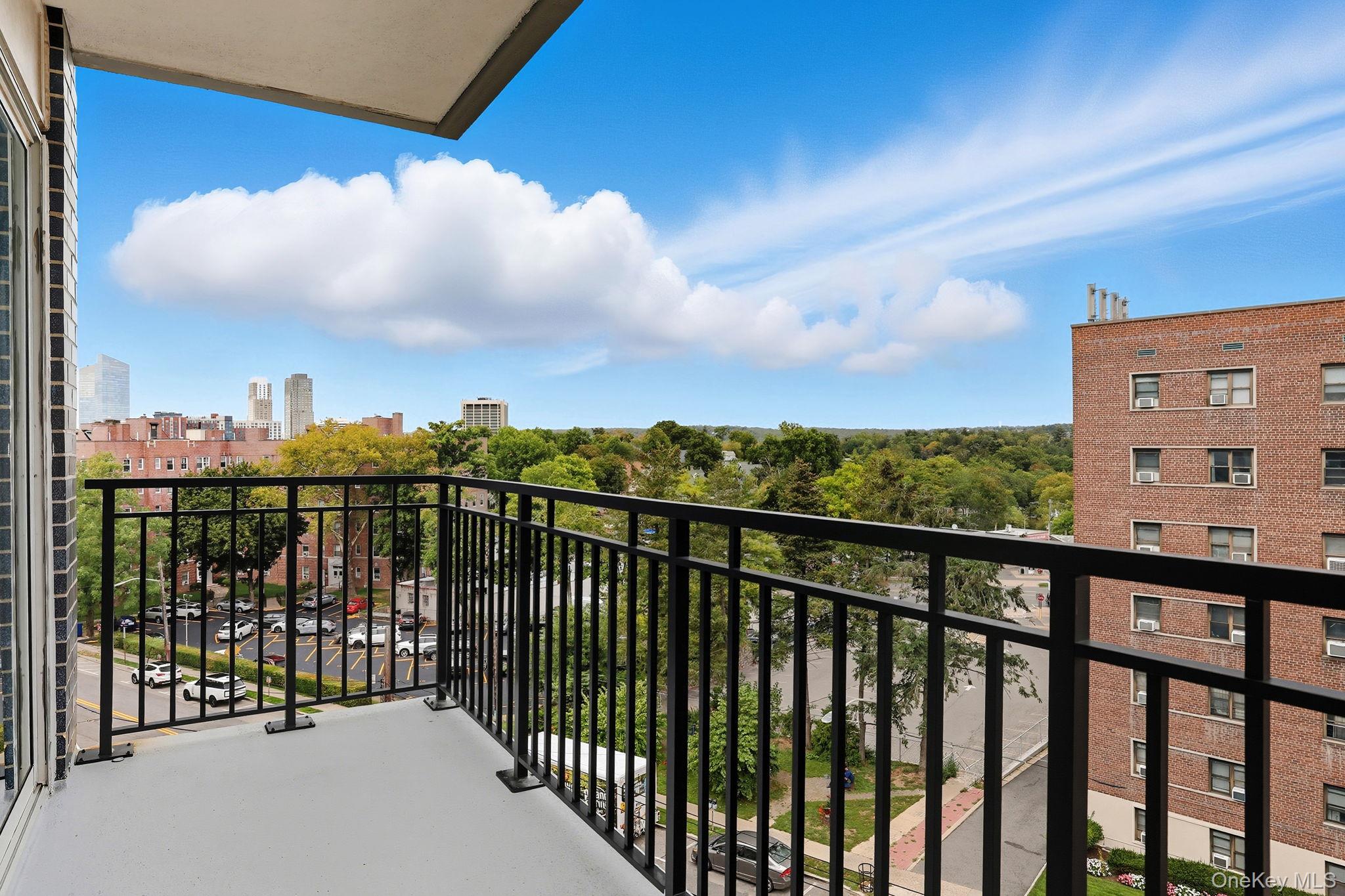 20 Old Mamaroneck Road # 6C, White Plains, NY 10605