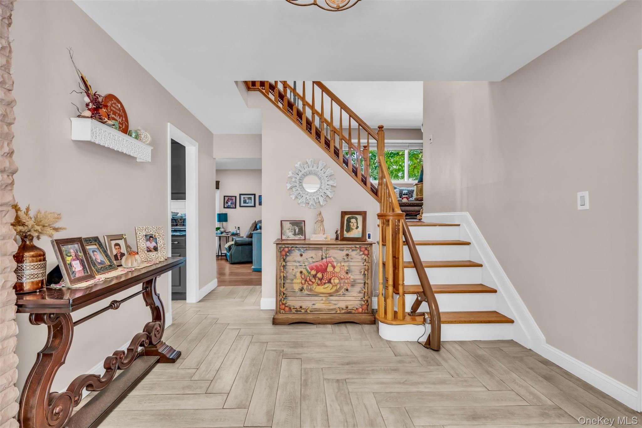 6 Saddler Court, South Huntington, NY 11746