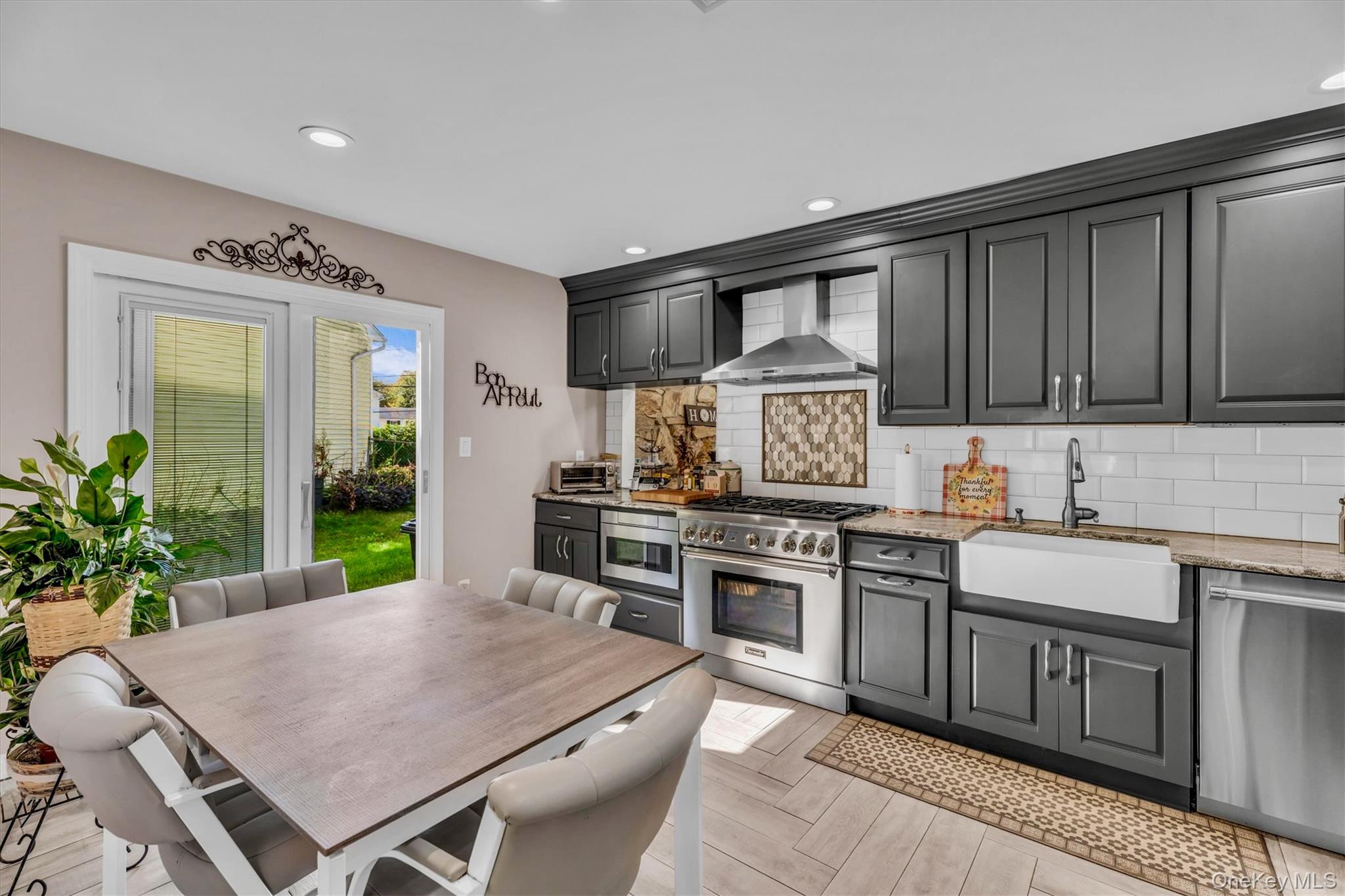 6 Saddler Court, South Huntington, NY 11746