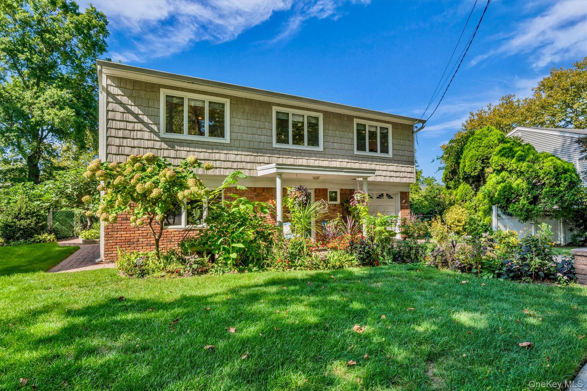 6 Saddler Court, South Huntington, NY 11746