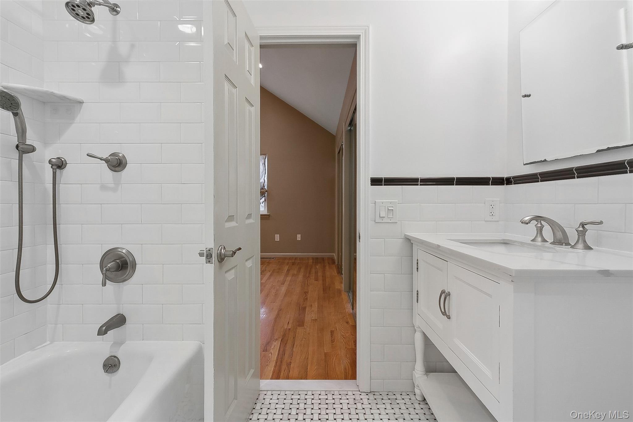 51 Colby Lane, Briarcliff Manor, NY 10510