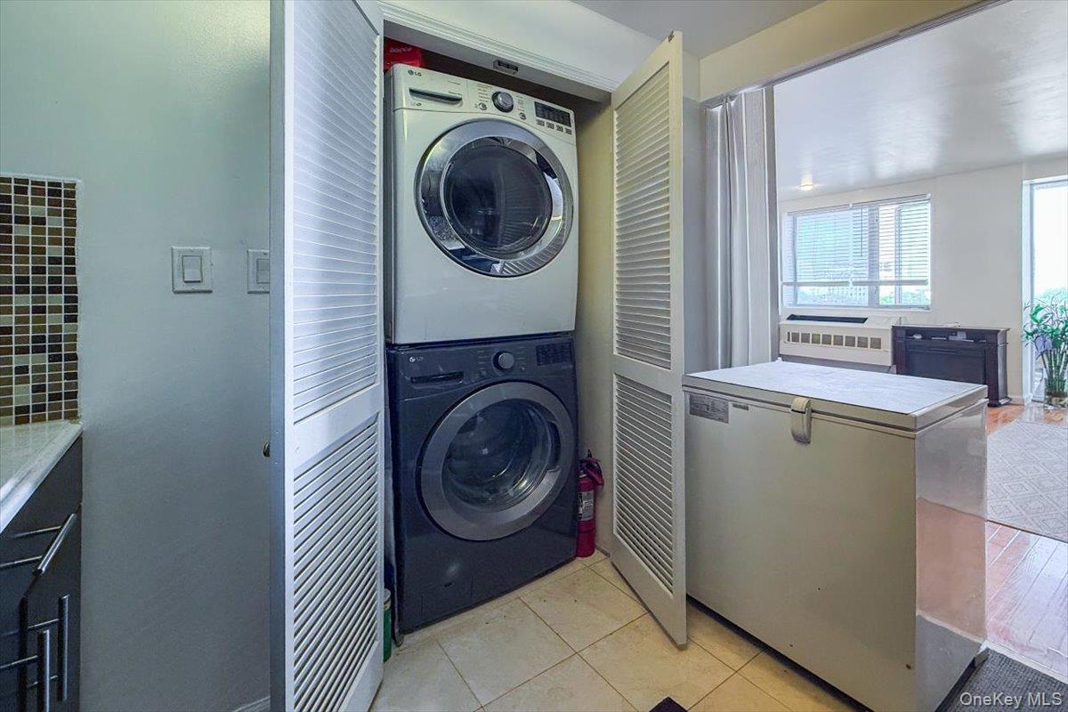 143-26 41 Avenue # 9A, Flushing, NY 11355