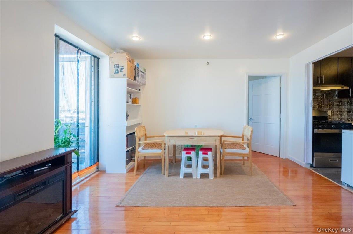 143-26 41 Avenue # 9A, Flushing, NY 11355