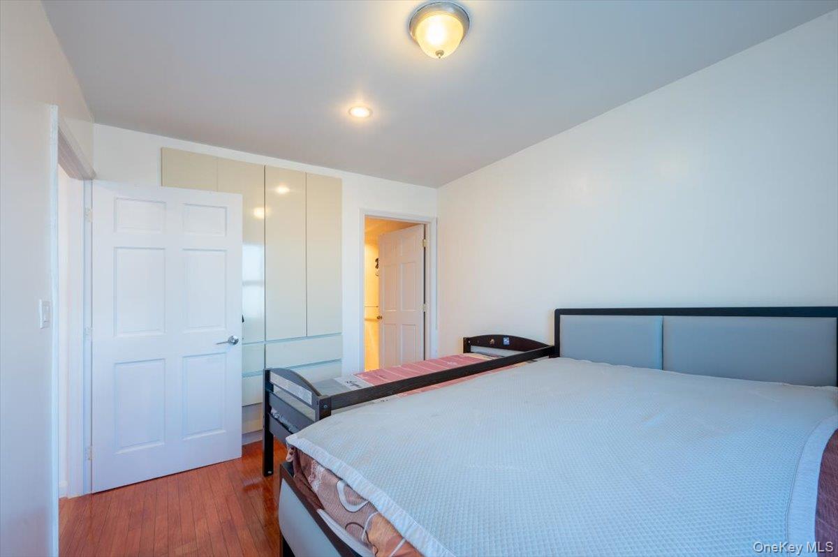 143-26 41 Avenue # 9A, Flushing, NY 11355