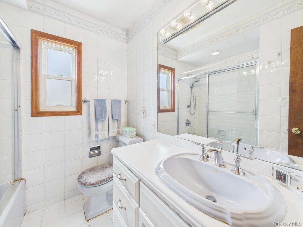 81 Cedarlawn Boulevard, Valley Stream, NY 11580