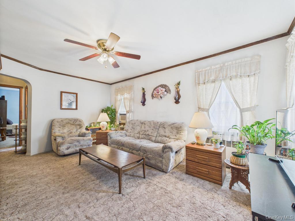 81 Cedarlawn Boulevard, Valley Stream, NY 11580