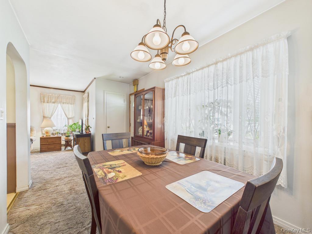 81 Cedarlawn Boulevard, Valley Stream, NY 11580