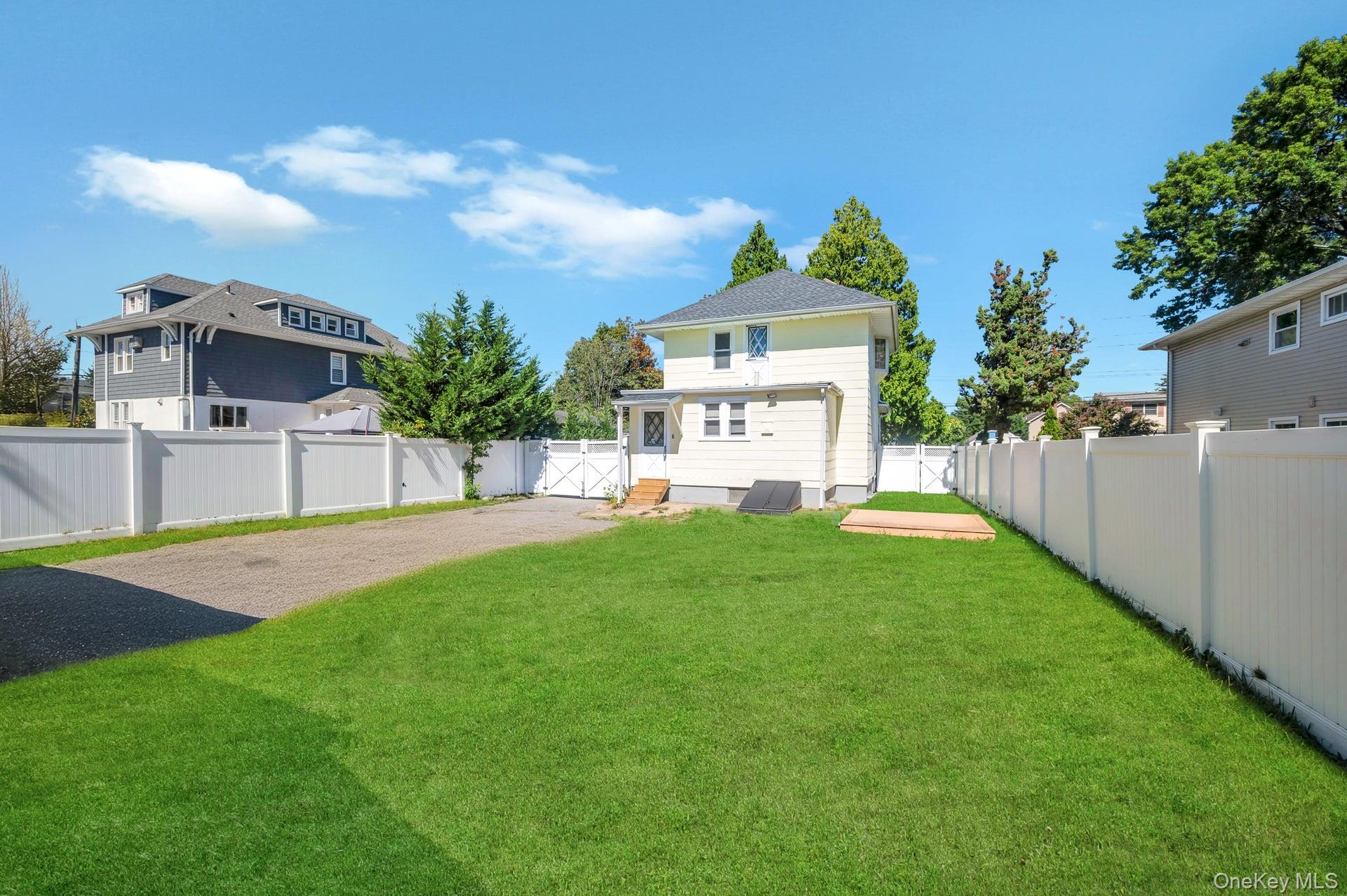 2780 Natta Boulevard, Bellmore, NY 11710