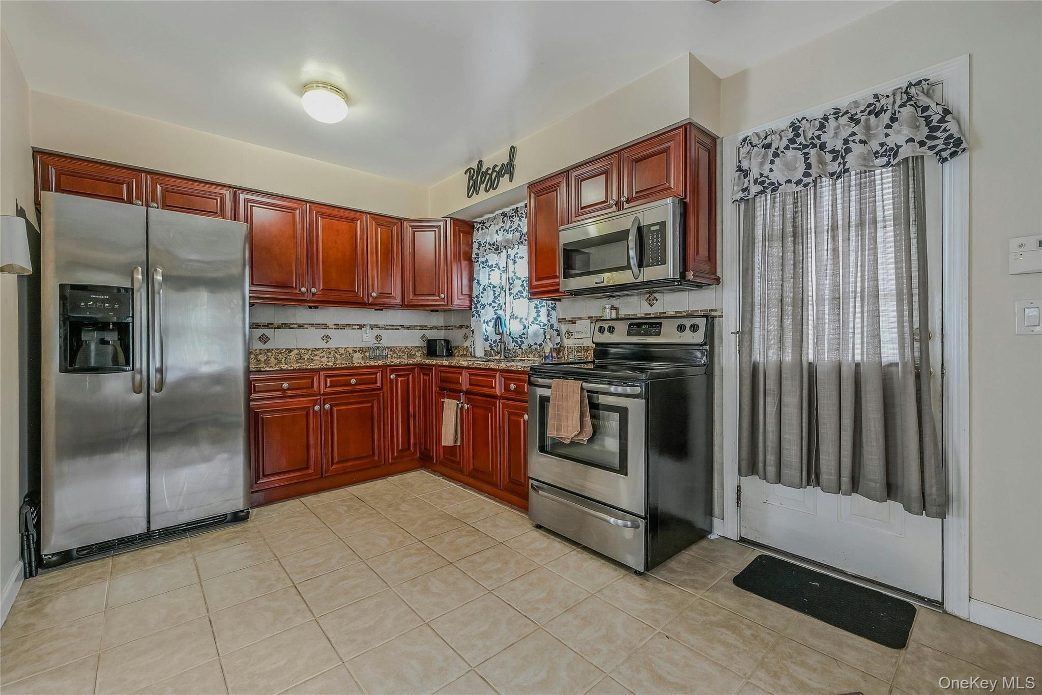 222 Priscilla Avenue, Flanders, NY 11901