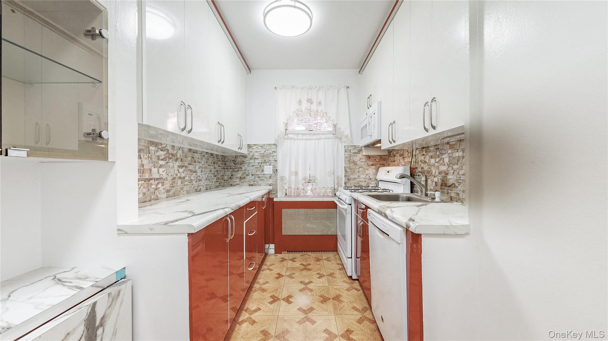 65-41 Booth Street # 4A, Rego Park, NY 11374