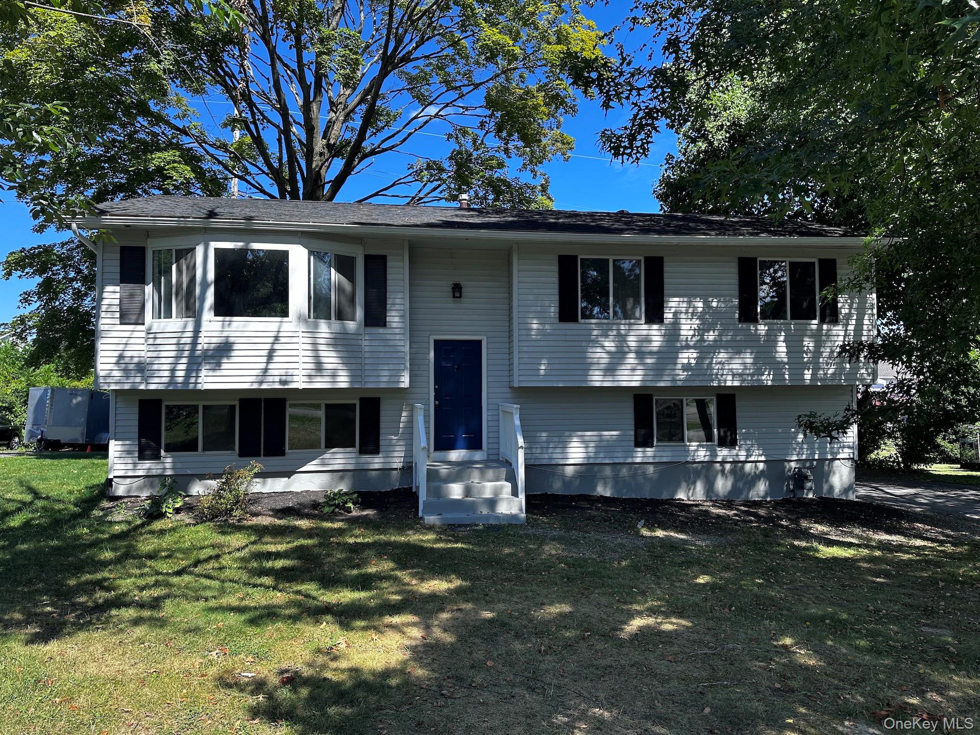 8 Tano Drive, Highland, NY 12528
