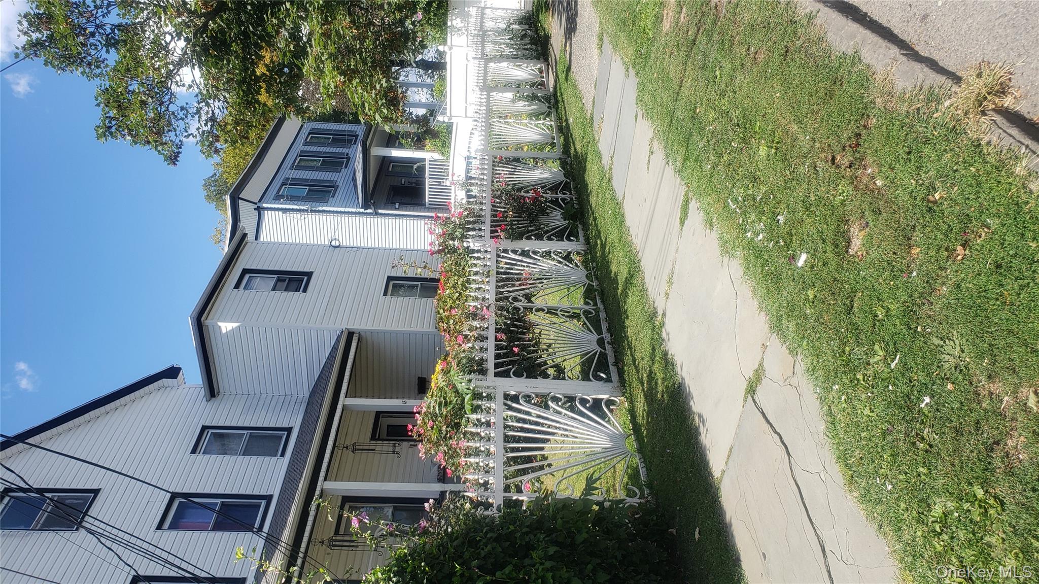 18 S 11th Avenue, Mount Vernon, NY 10550