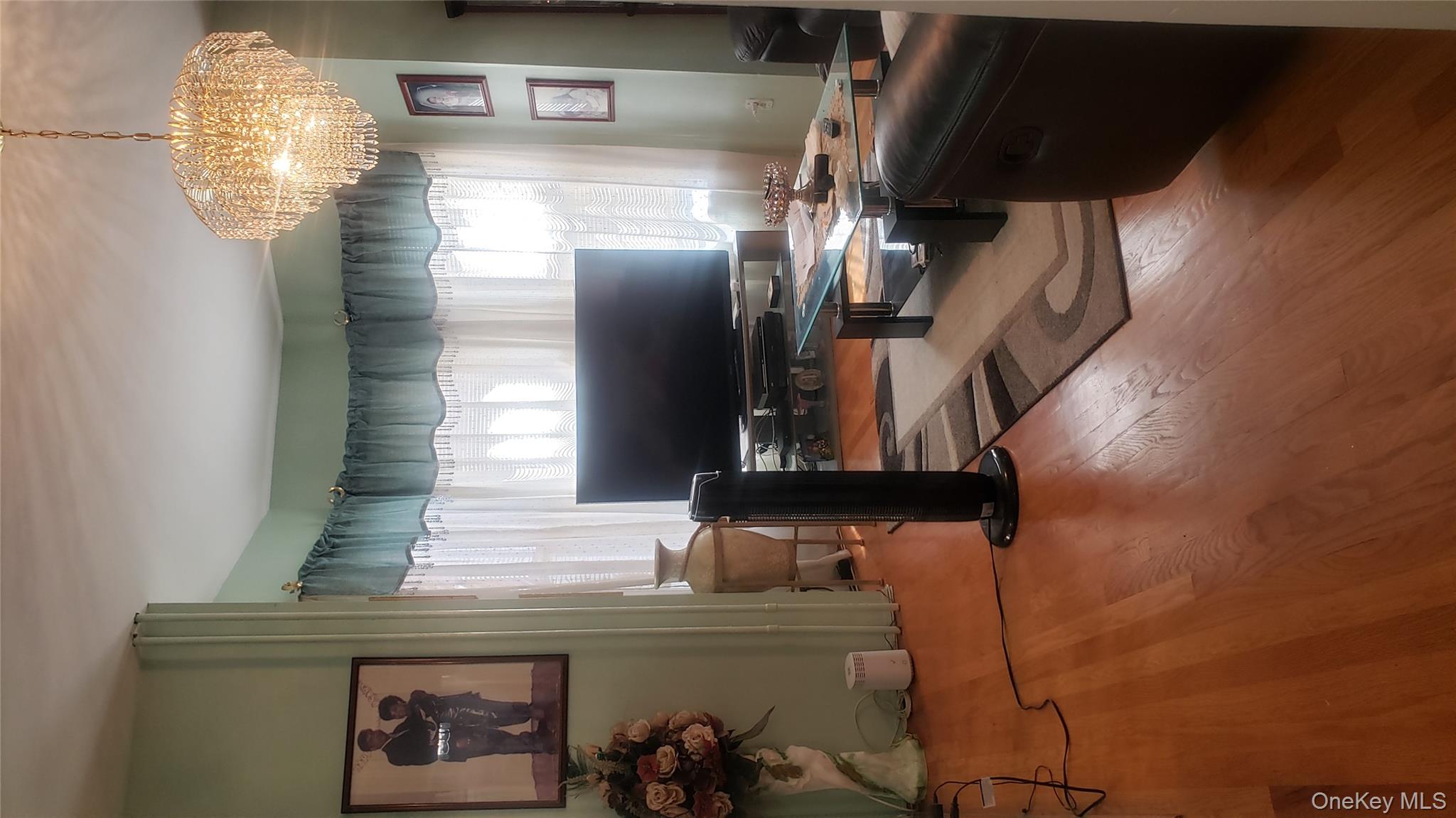 18 S 11th Avenue, Mount Vernon, NY 10550