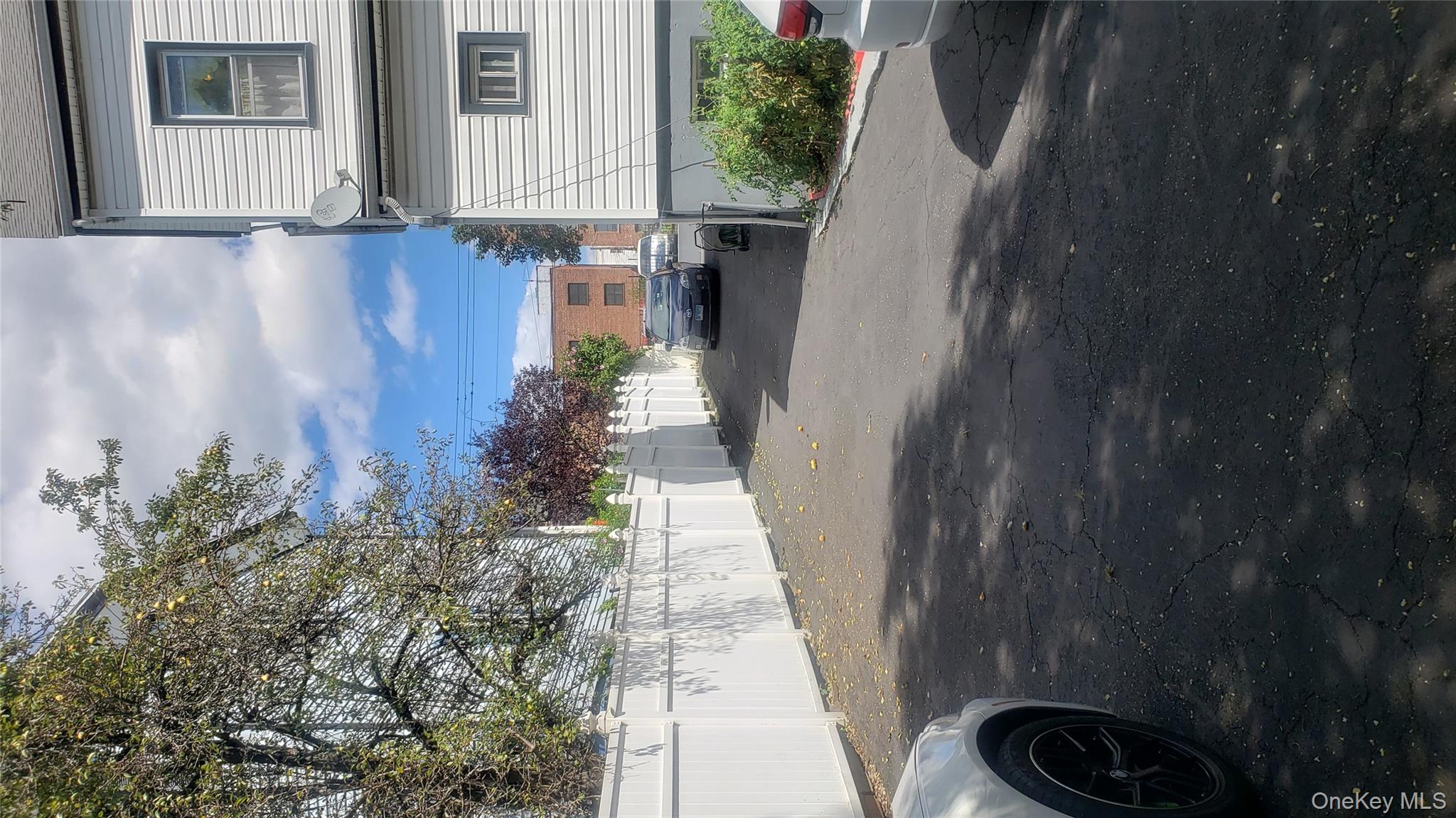 18 S 11th Avenue, Mount Vernon, NY 10550