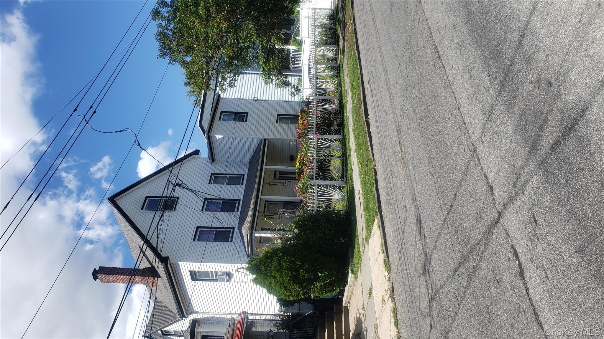 18 S 11th Avenue, Mount Vernon, NY 10550
